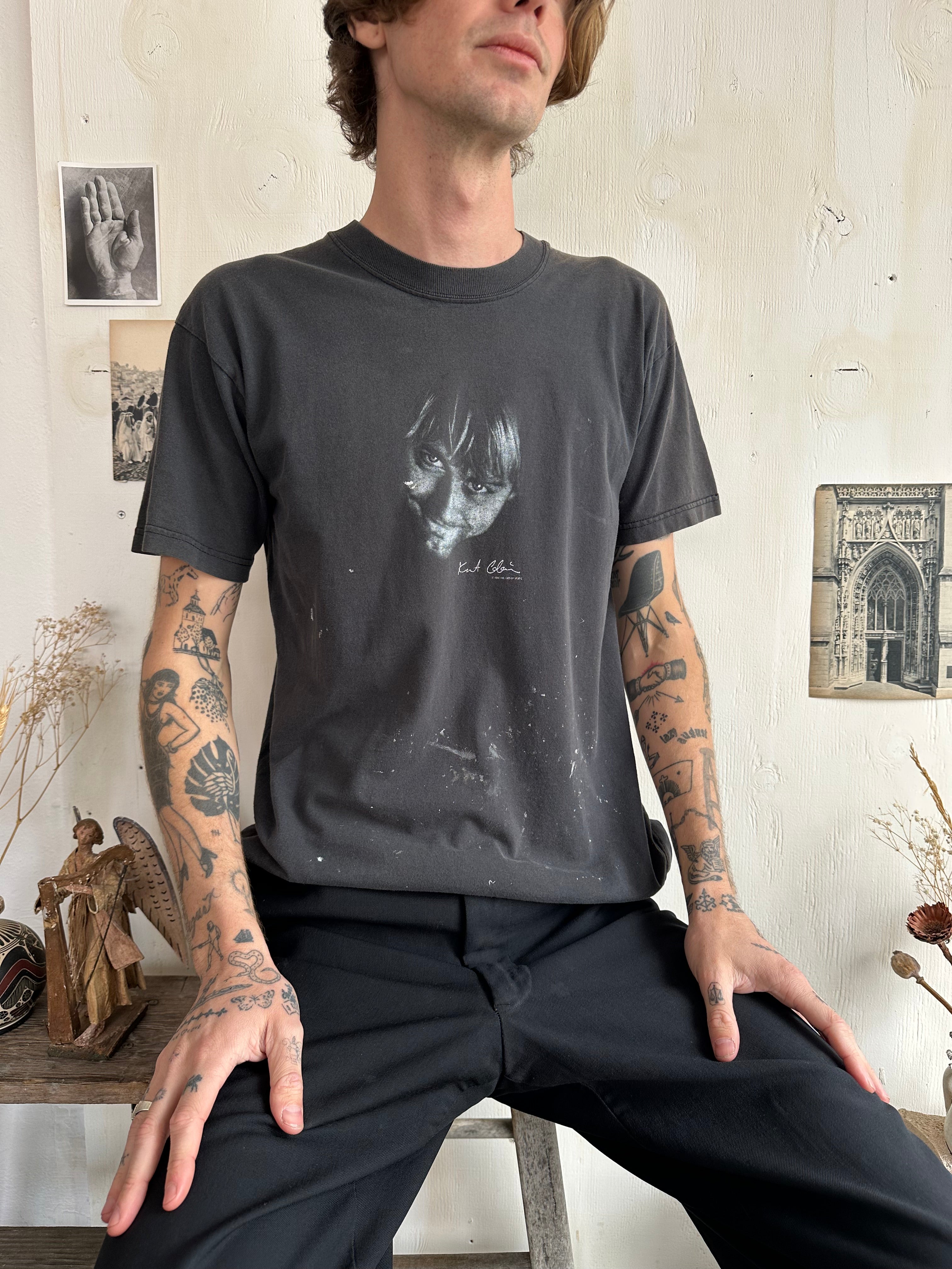 2000 Thrashed Kurt Cobain Bootleg (Boxy M/L)