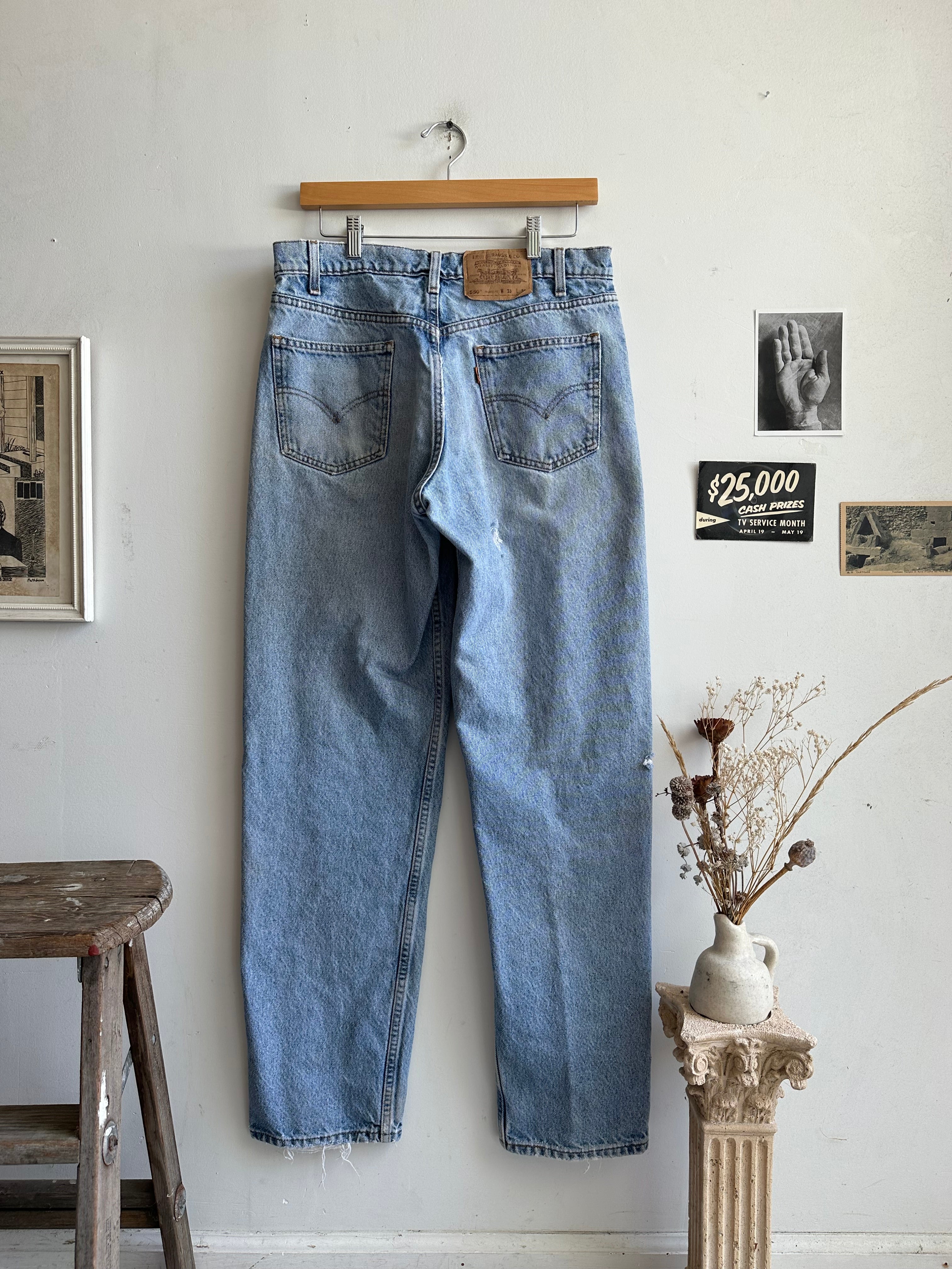 1980s Relaxed Fit Orange Tabs Levi’s 550s (33/31)