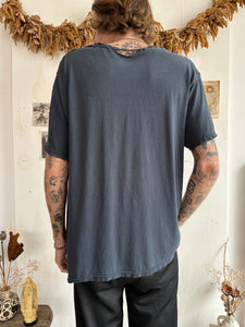1990s/2000s Thrashed Hanes T-Shirt (XL)