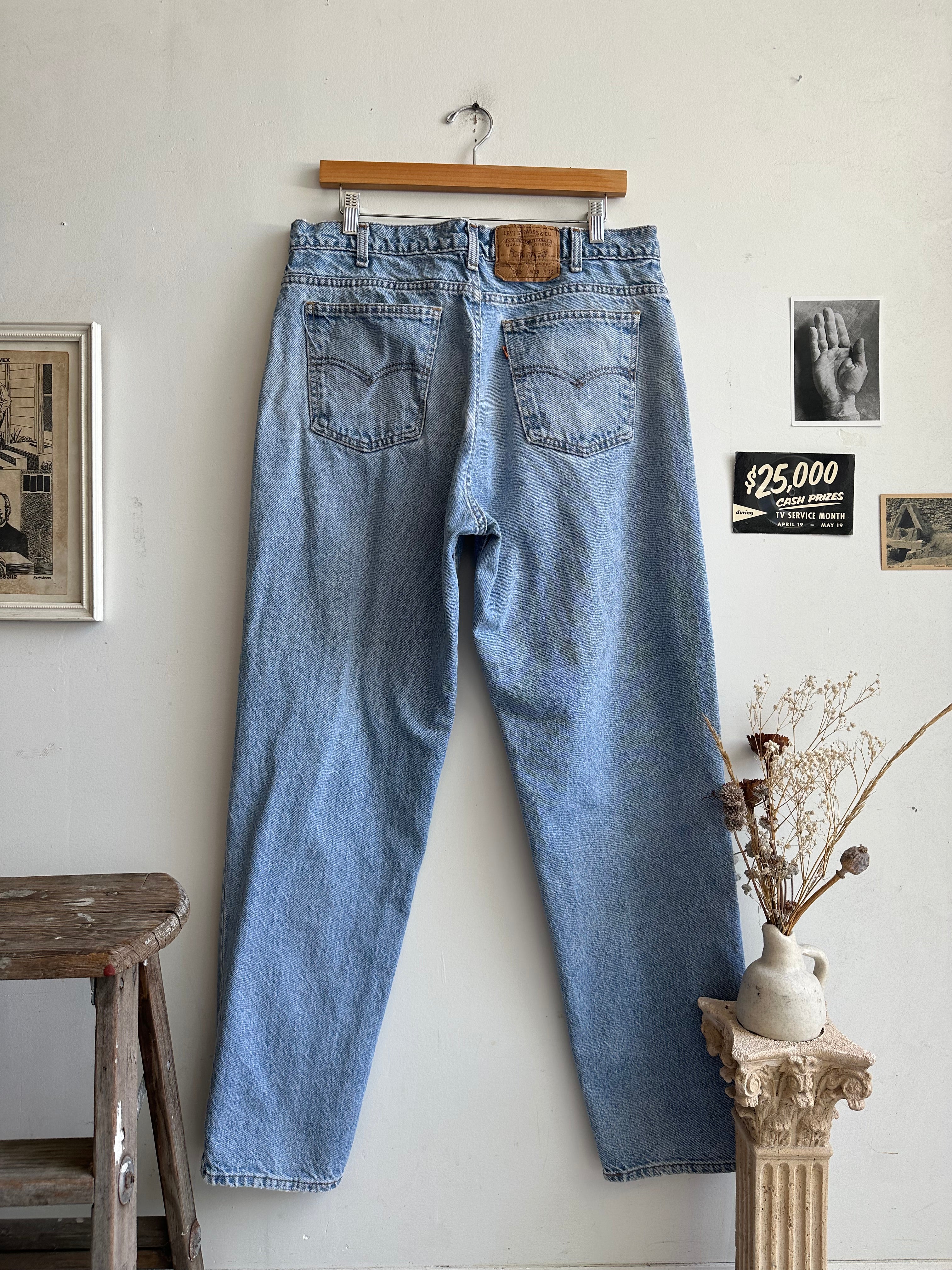 1980s Orange Tab Relaxed Fit Levi’s 550s (34/31)