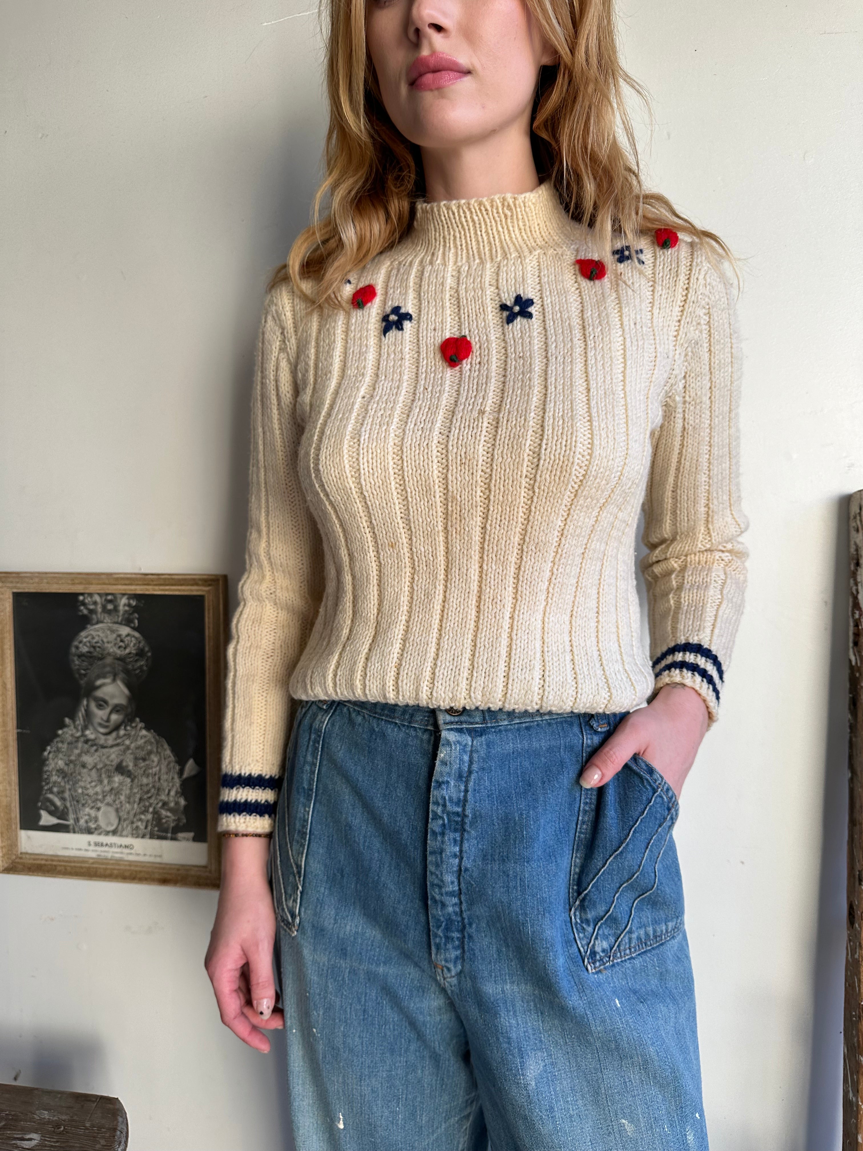 1960s Home Made Flower Embroidered Cable-Knit (S/M)