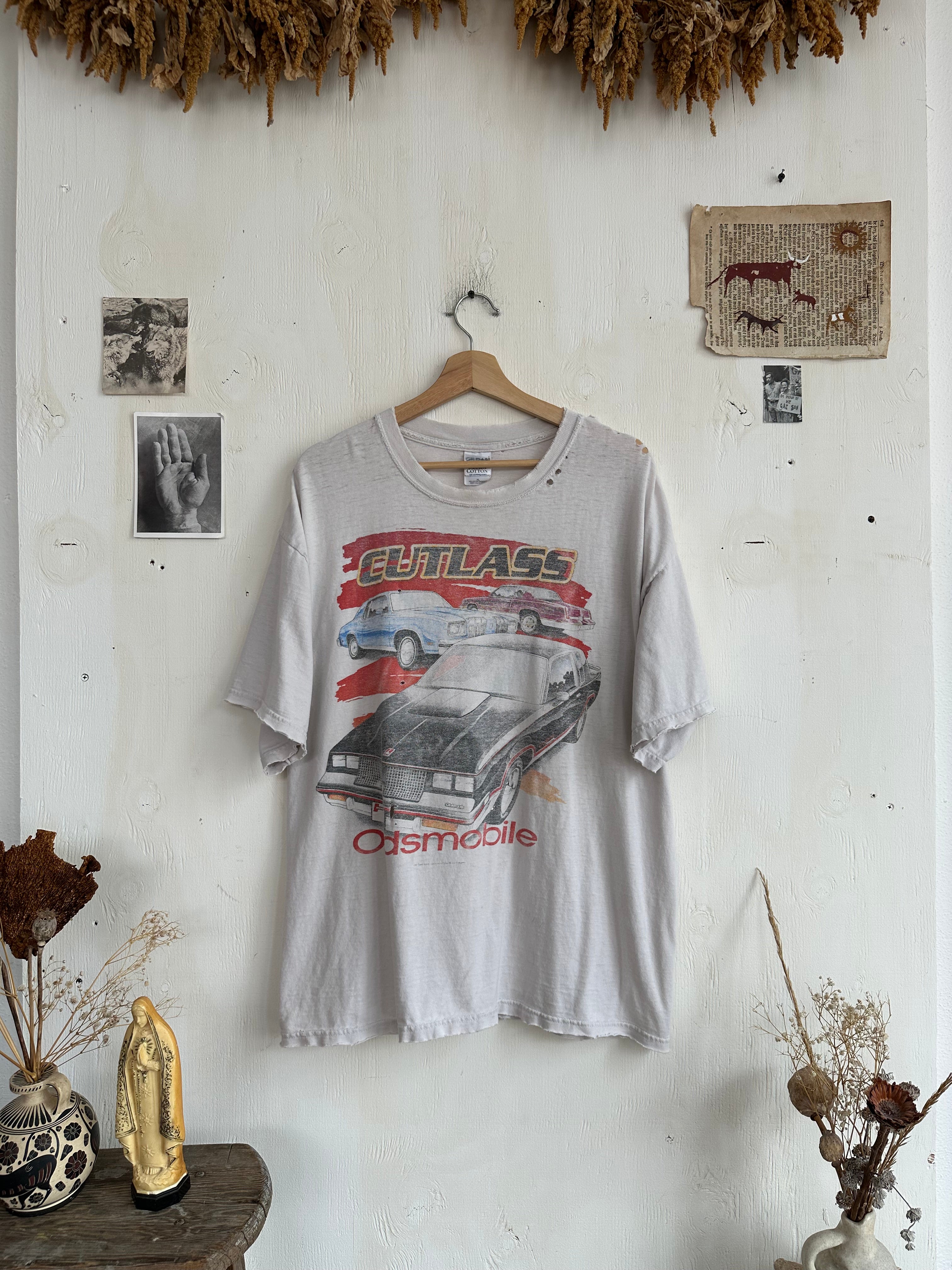 1990s Oldsmobile Cutlass T-Shirt (Boxy XL)