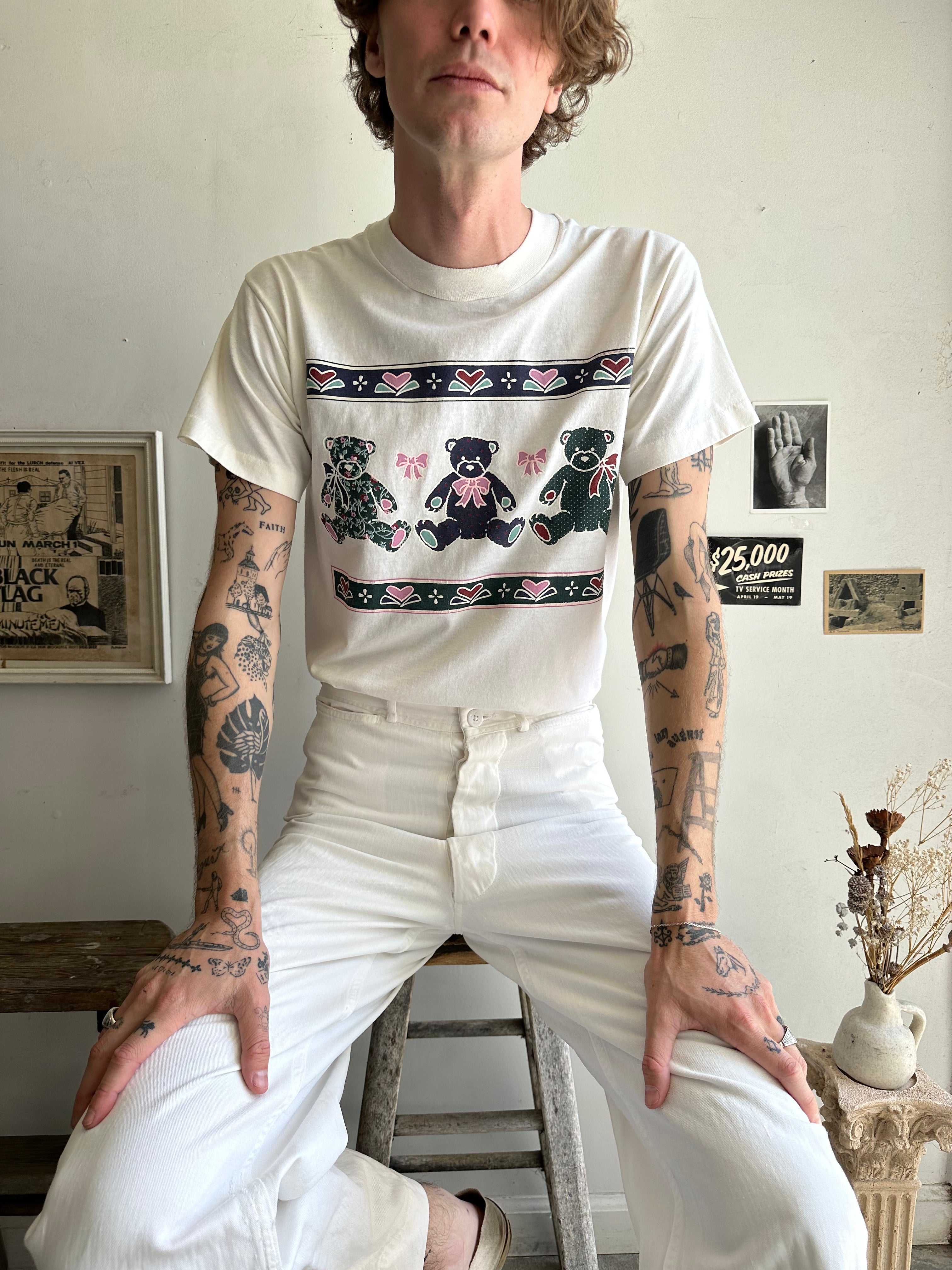 1980s Teddy Bear Bow Tee (M)