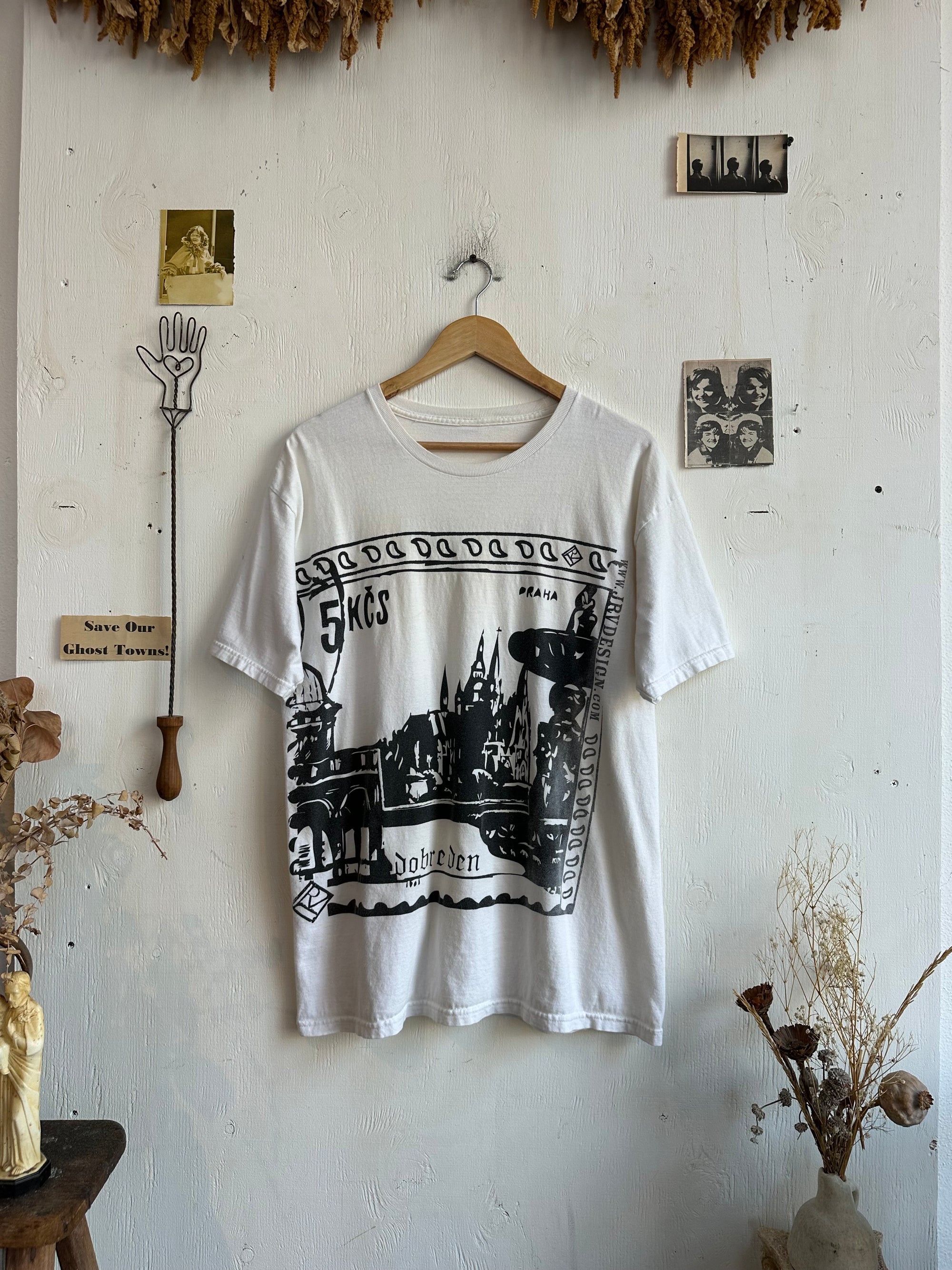 1990s Praha Tee