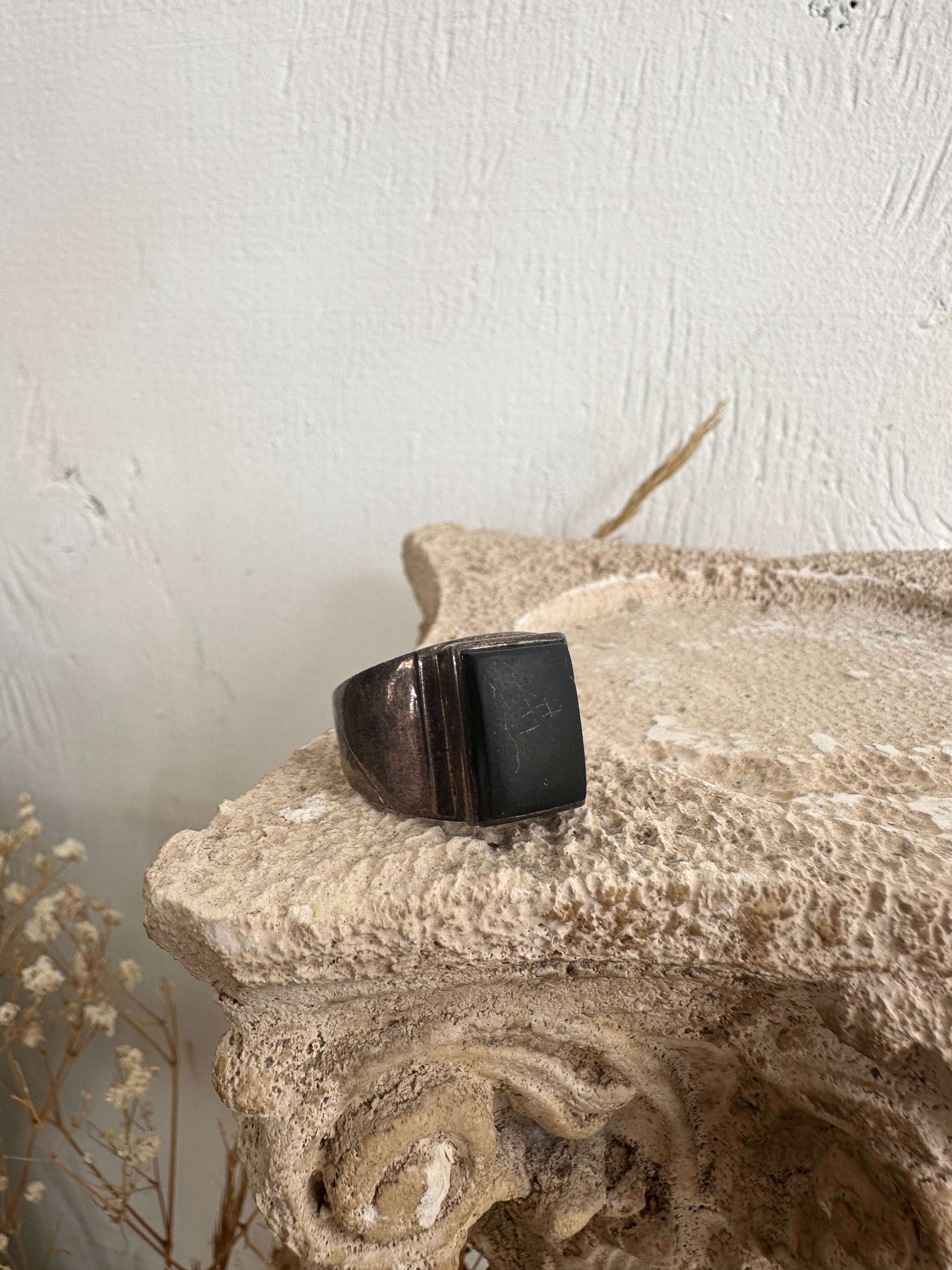 Vintage Chunky Silver/Onyx Ring (11)