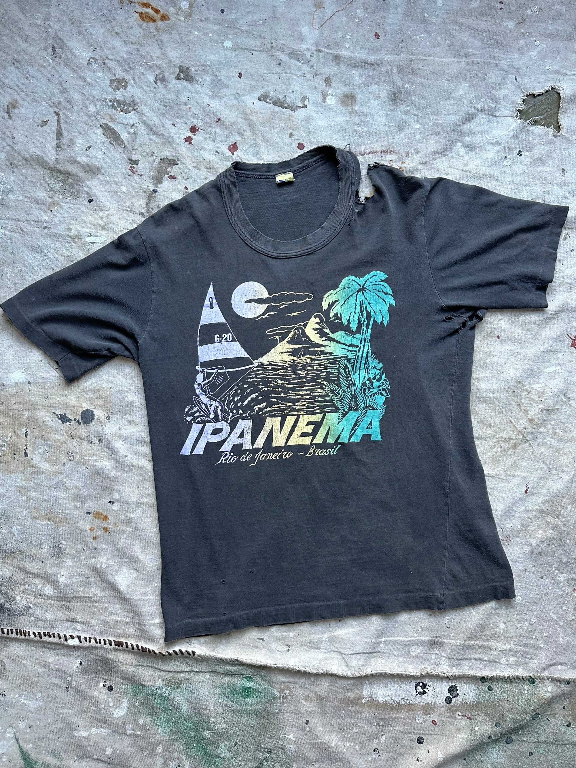 1990s Thrashed Panama Tee
