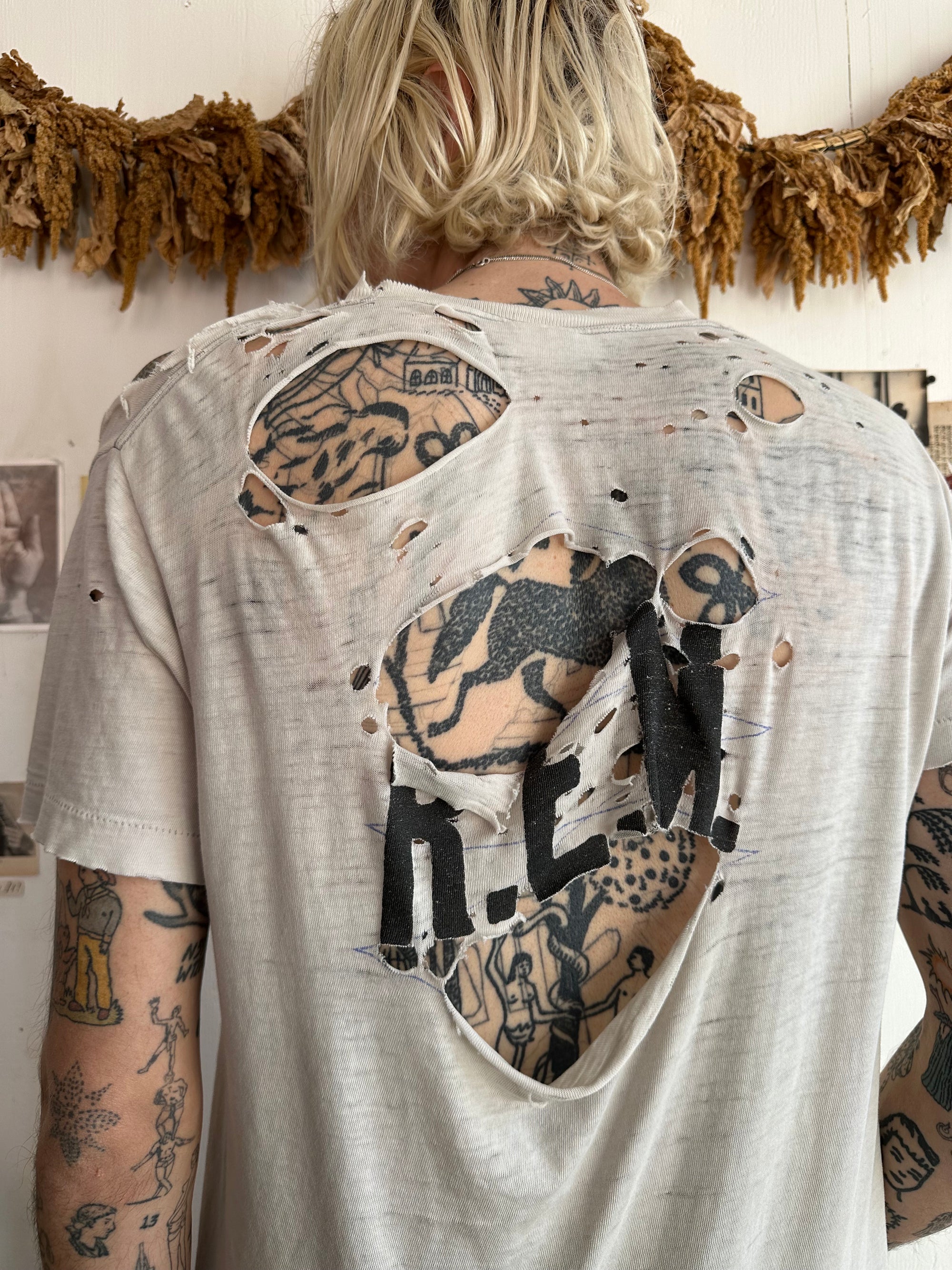 1980s Thrashed R.E.M. Little America Tee