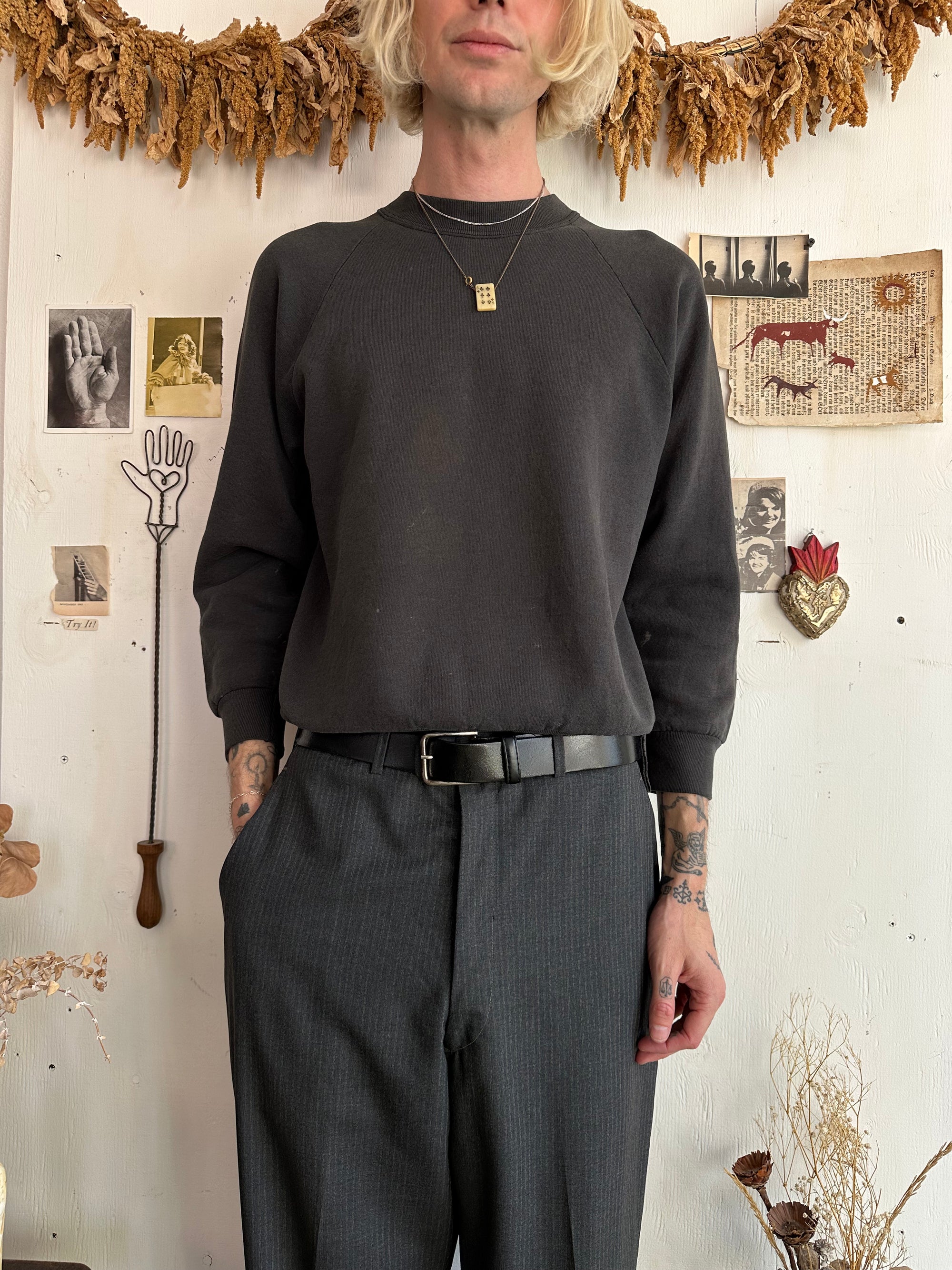 1980s Faded Fruit of the Loom Sweatshirt