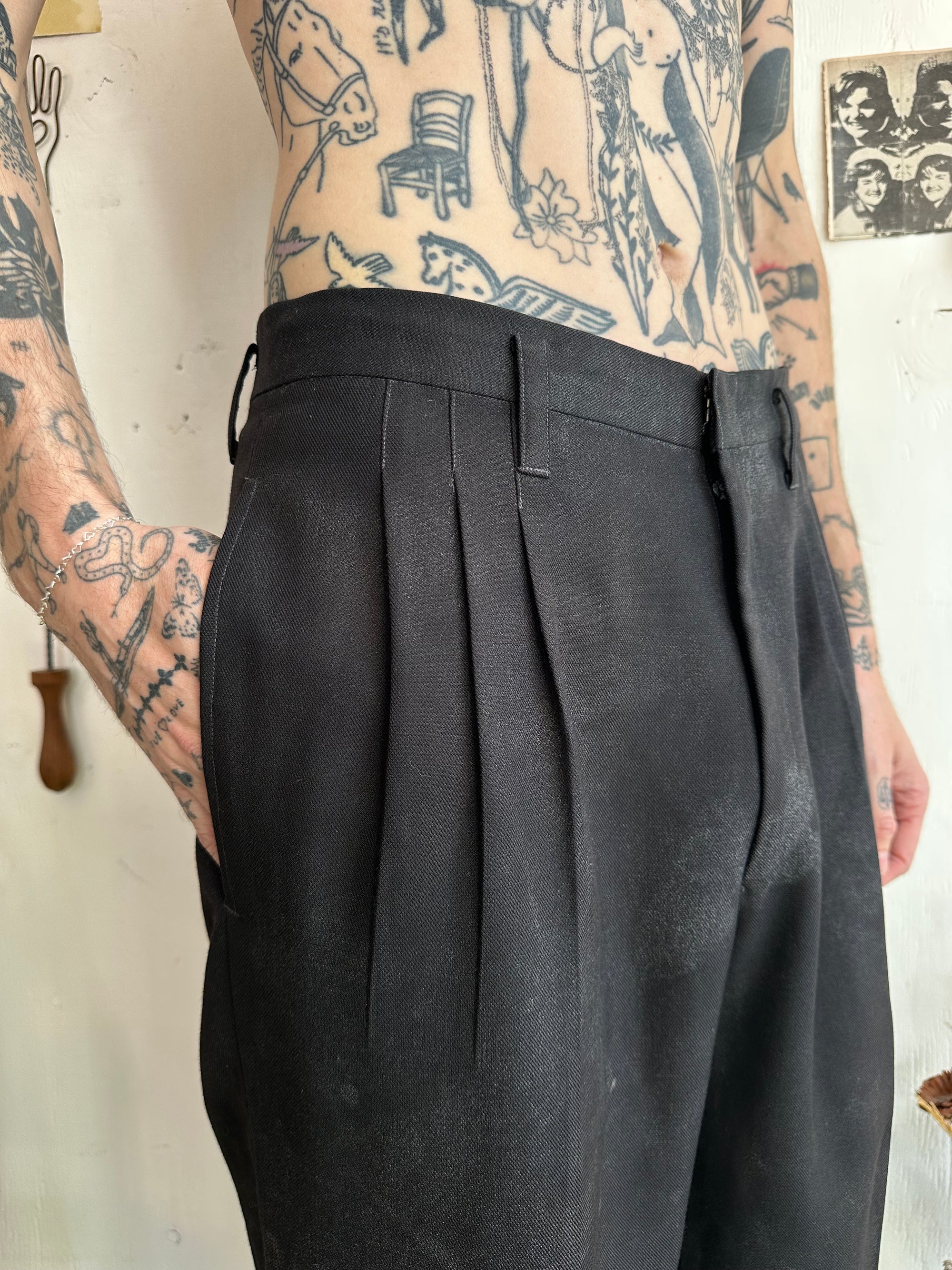 1980s Cropped hem Trousers