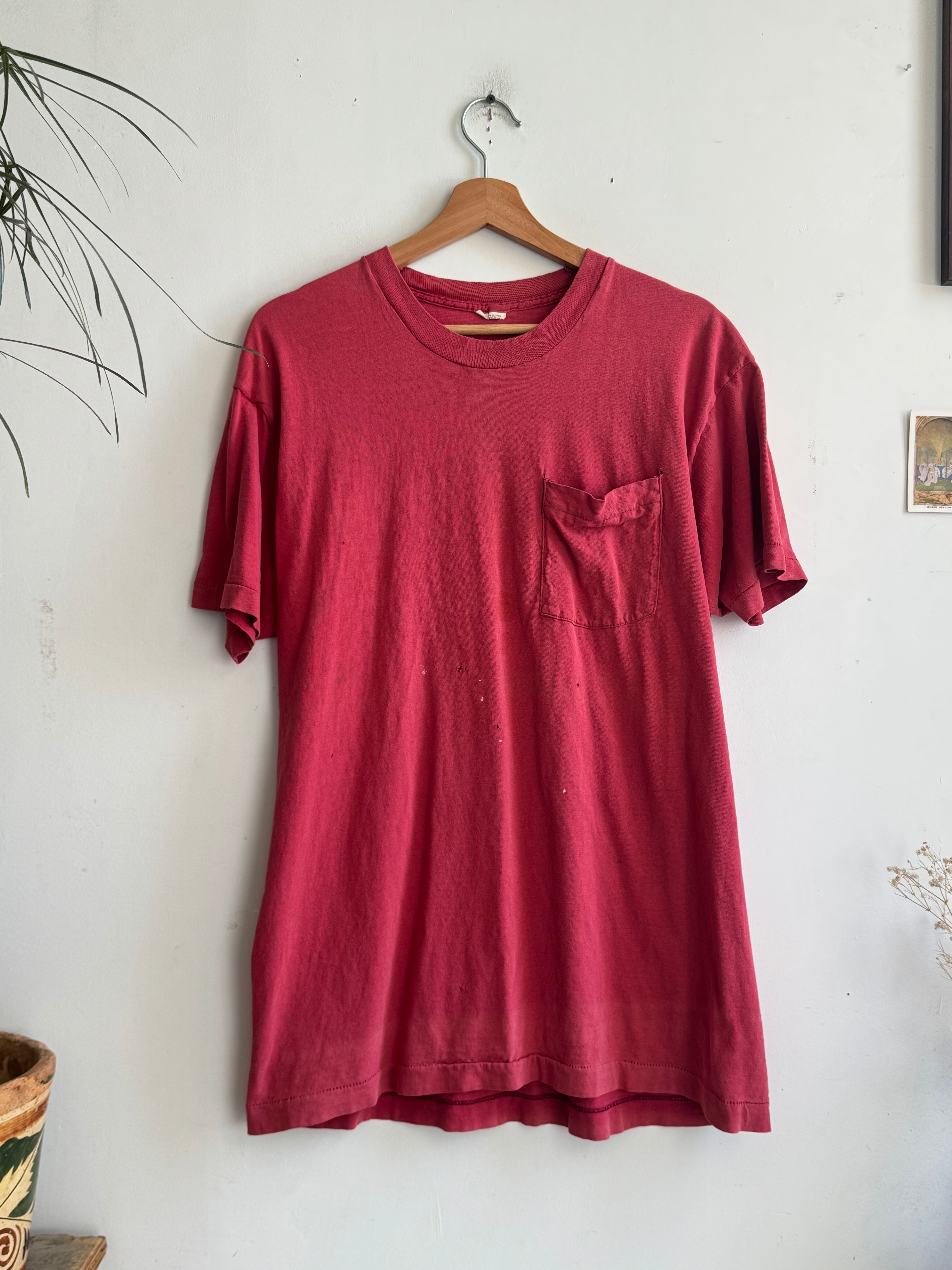 1990s Well-Worn Red Pocket Blank (XL)