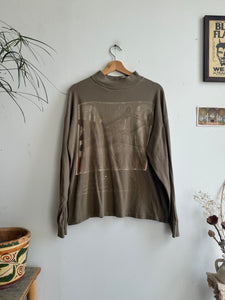1980s Faded World War II Long Sleeve Mock Neck (Boxy L)