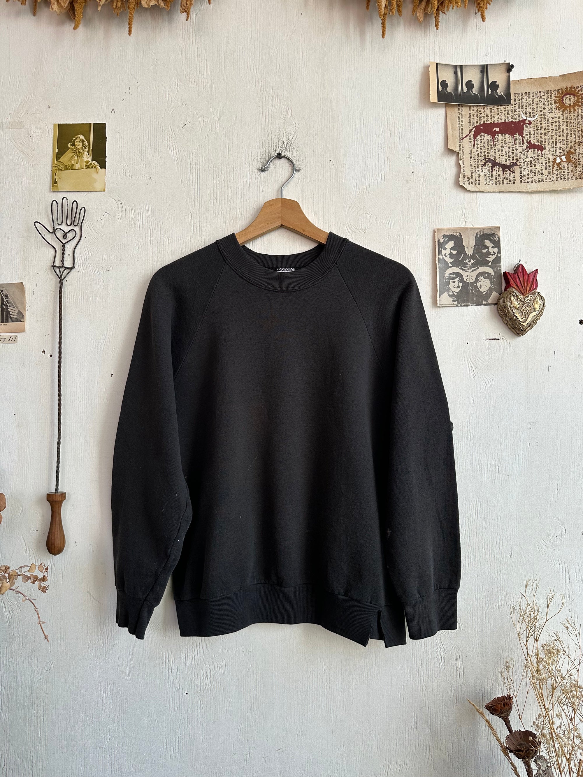 1980s Faded Fruit of the Loom Sweatshirt