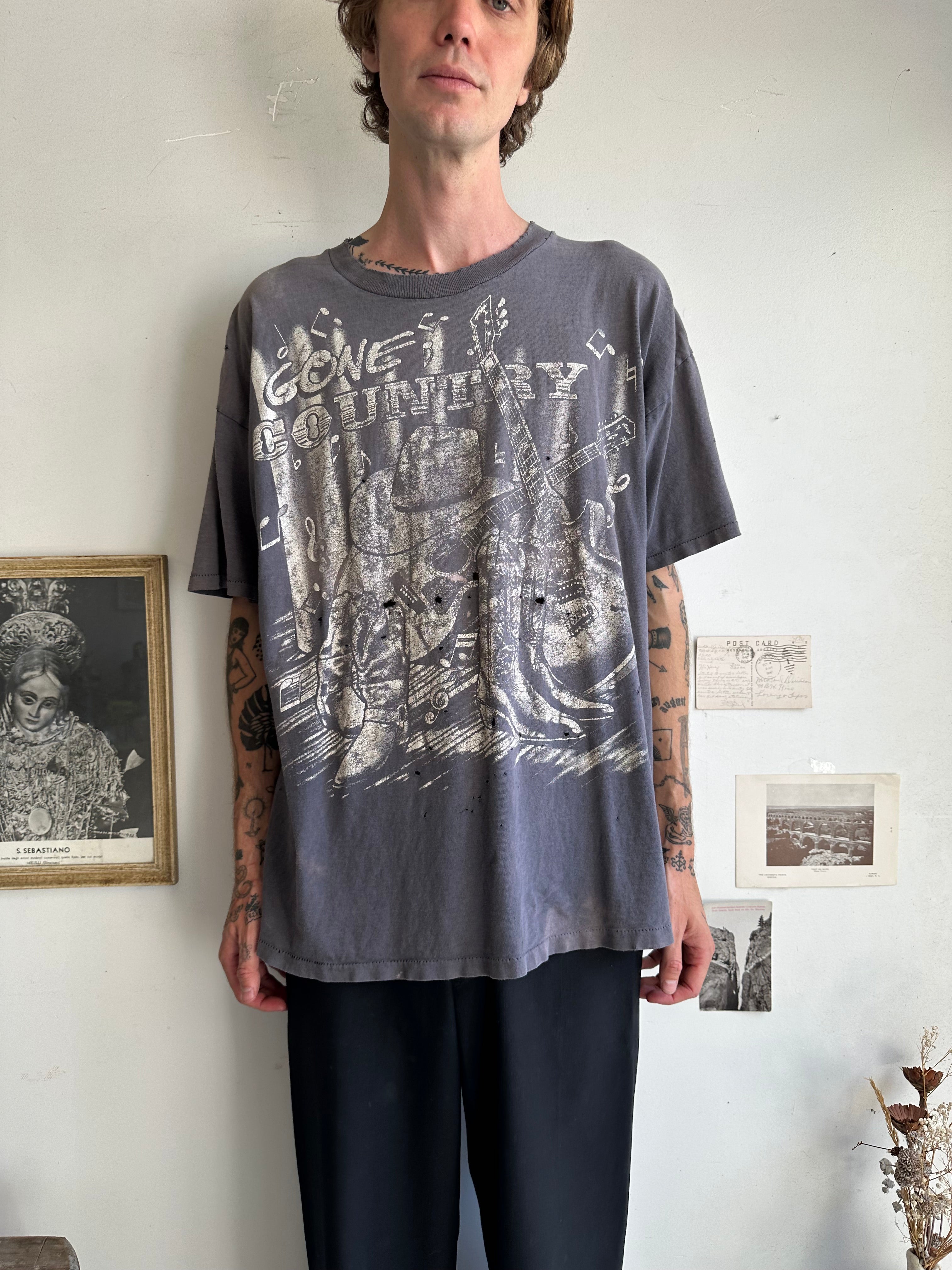 1990s Well-Worn Gone Country T-Shirt (Boxy XL)