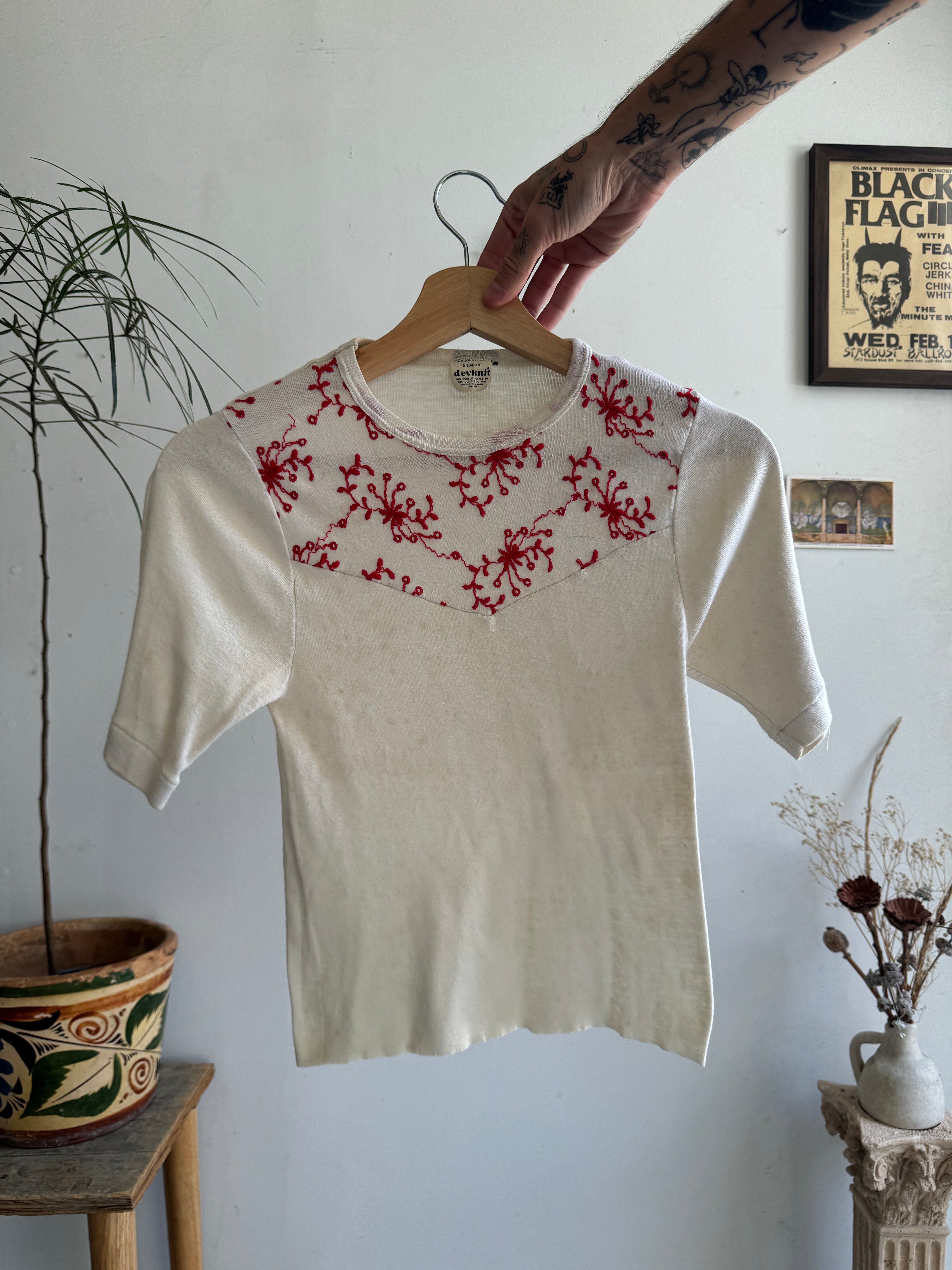 1970s Ornate Stitching Tiny Tee (XS)