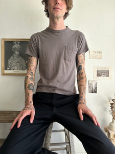 1990s Gray Hanes Pocket Tee (S/M)
