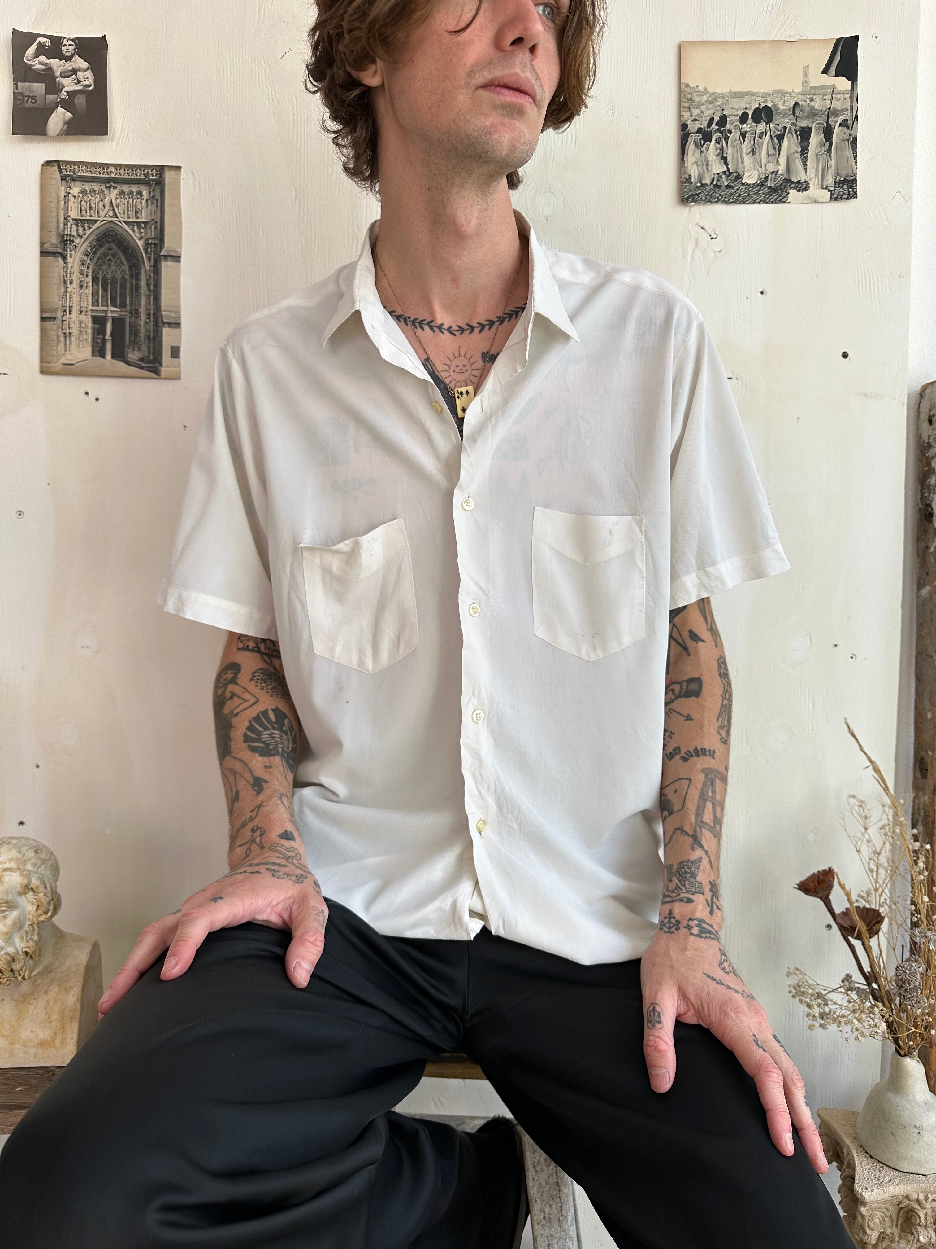 1970s Short Sleeve Button Up (L/XL)