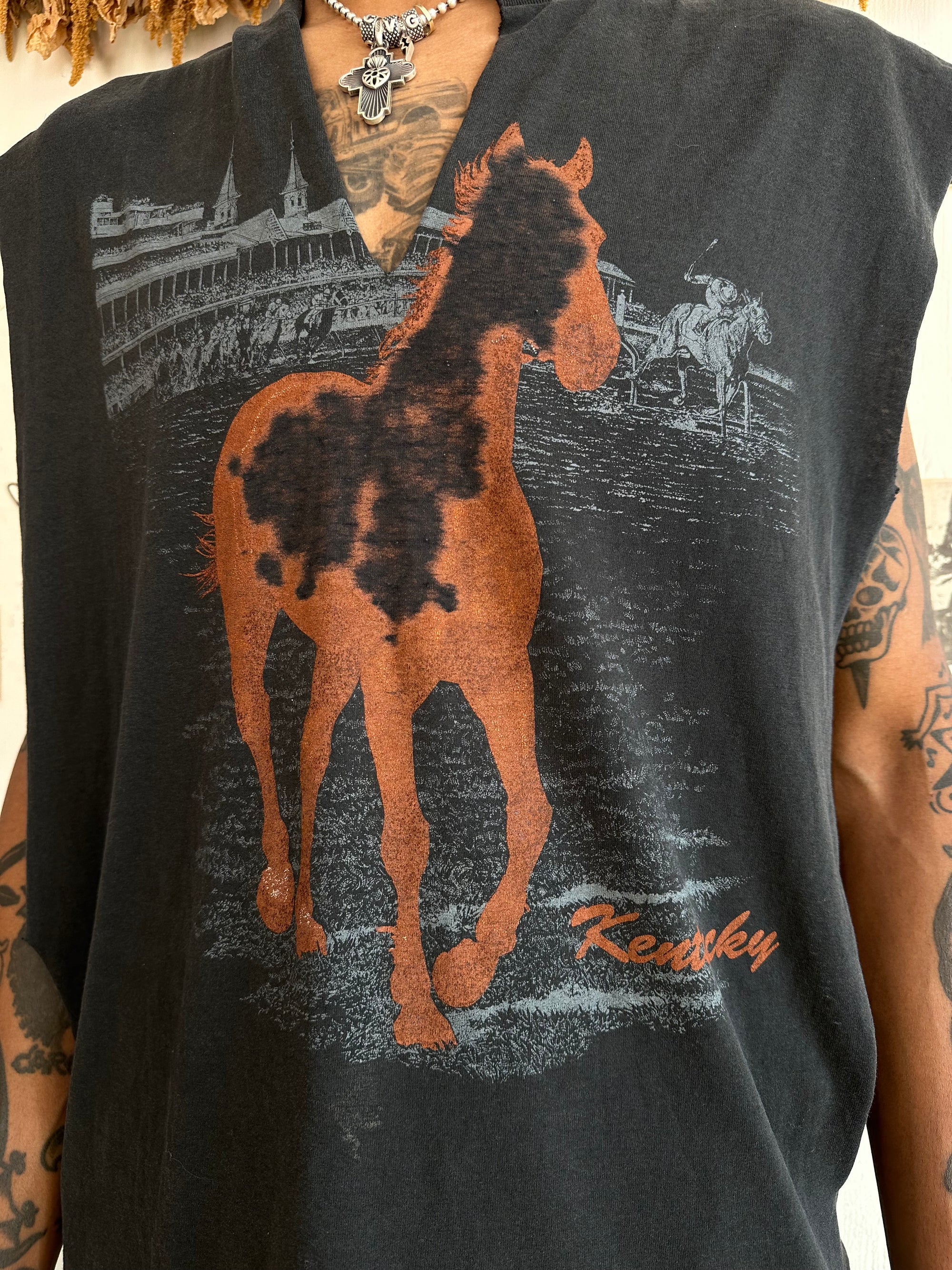 1990s Thrashed Kentucky Derby Horse Tee