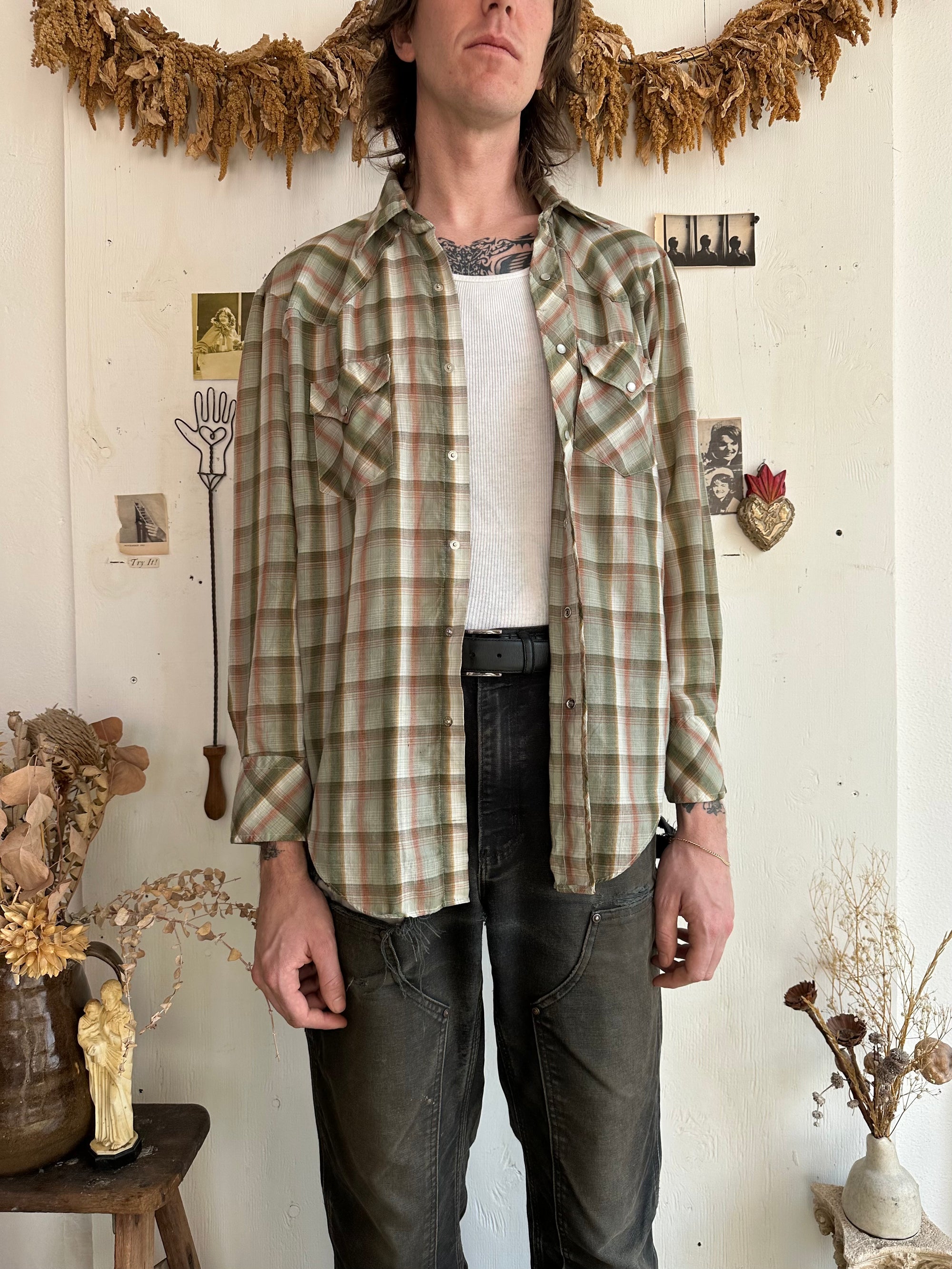 1980s Paper Thin Snap Button Western Shirt