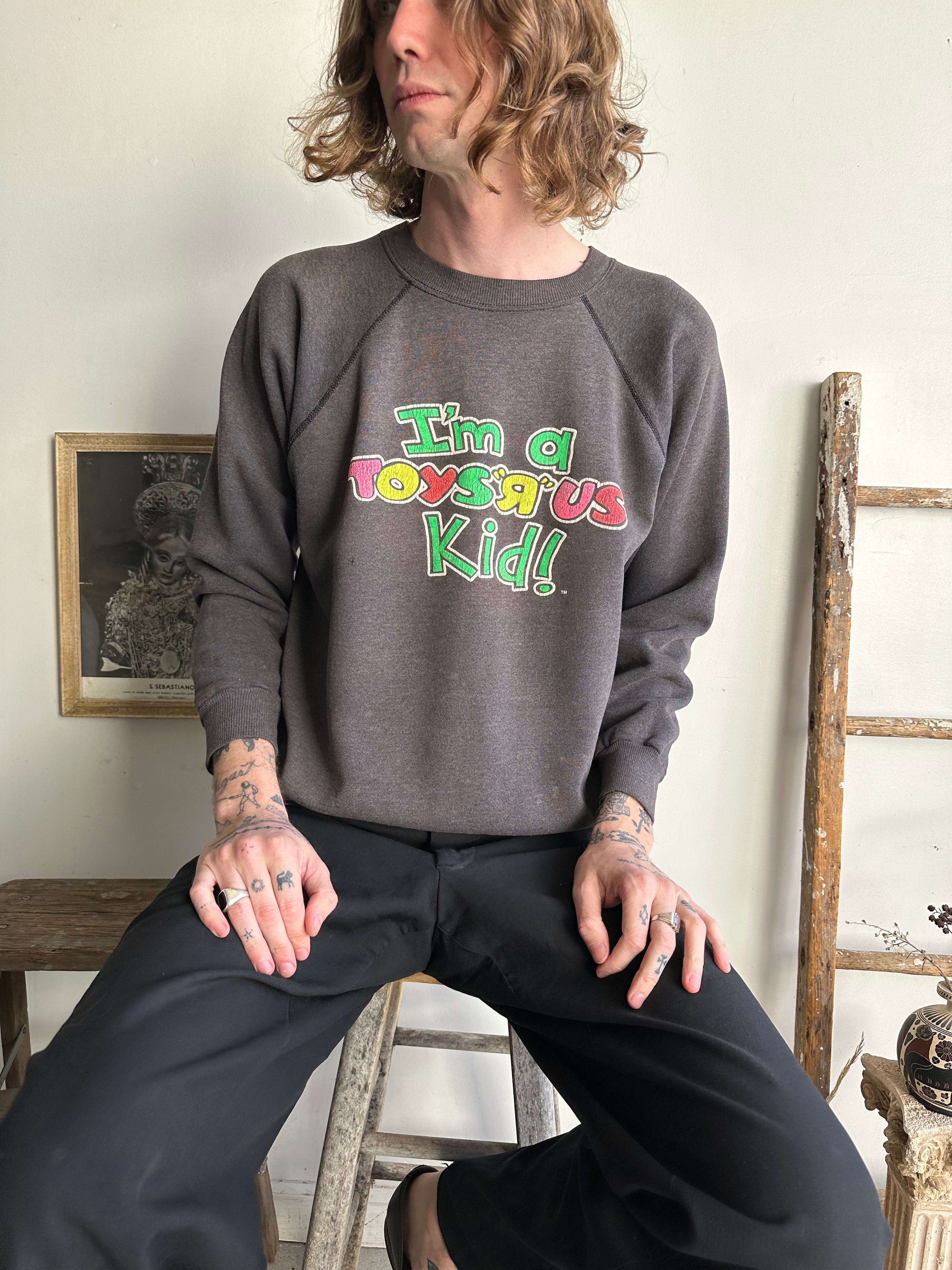 1980s Well-Worn Toys’R’Us Sweatshirt (M/L)