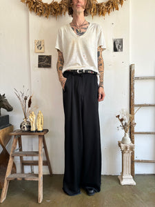 1970s Thrashed Paper Thin V-Neck (L/XL)