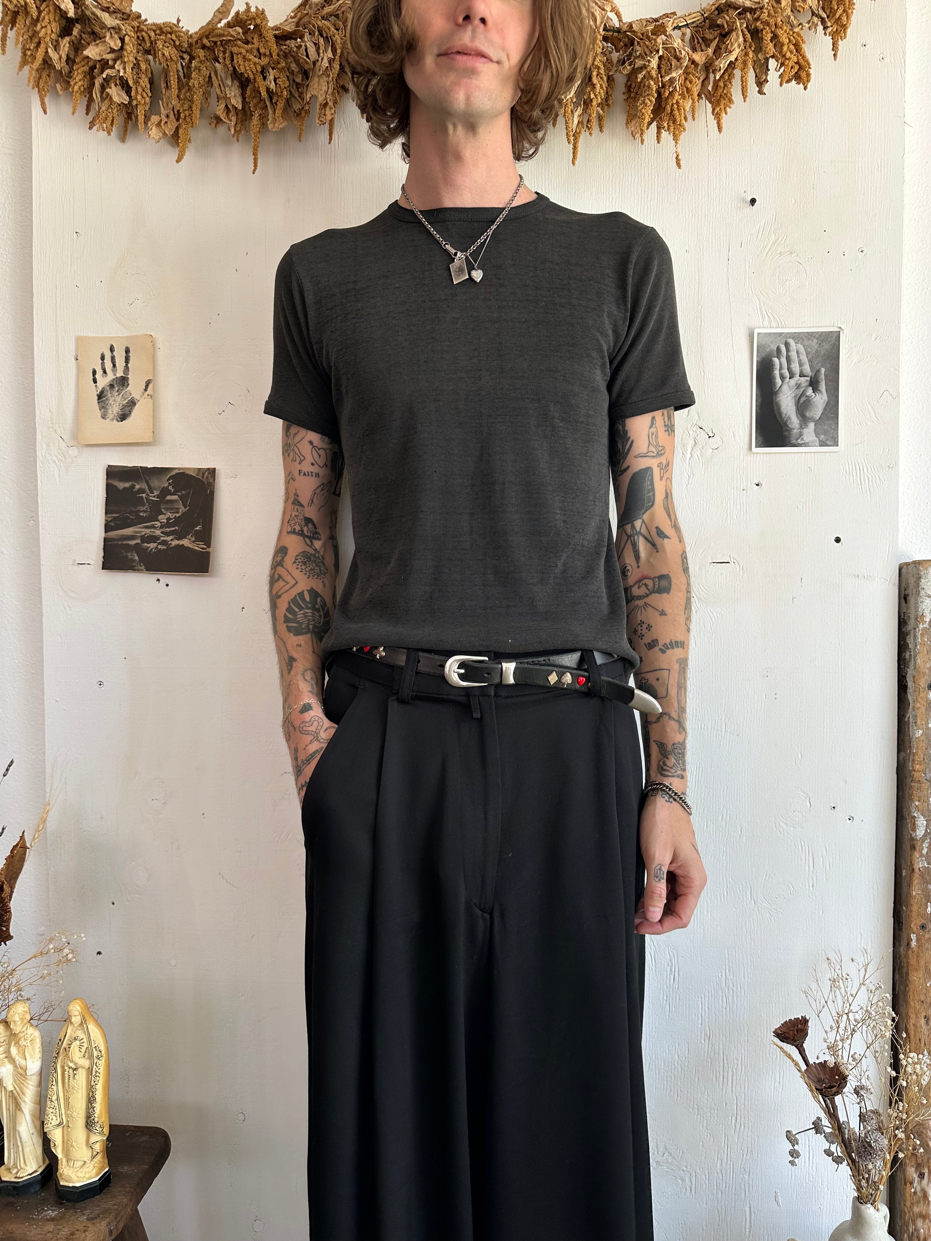 1970s Paper Thin Ribbed Black Blank (M)