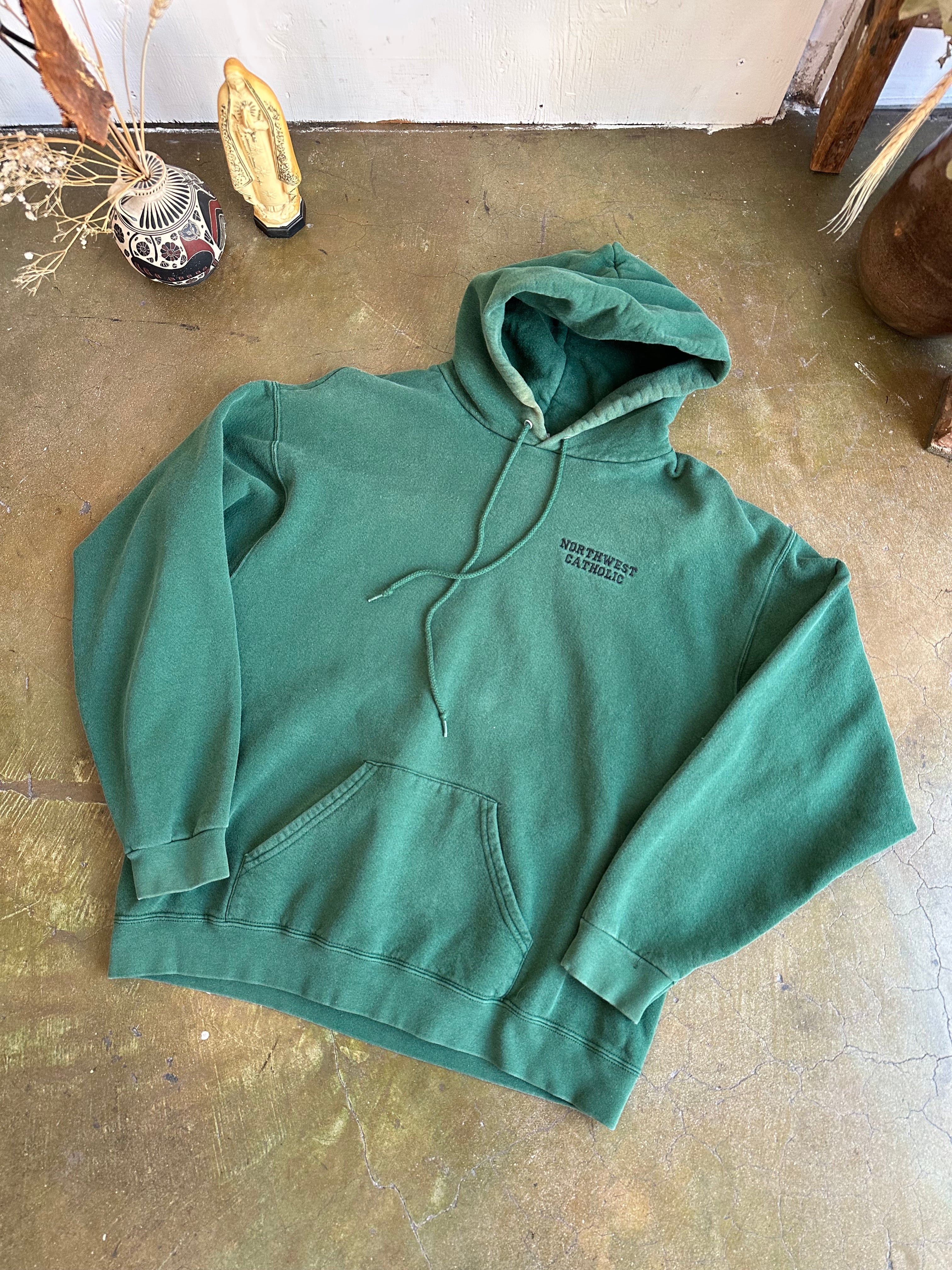 1990s Thick Northwest Catholic Hoodie (Boxy M)