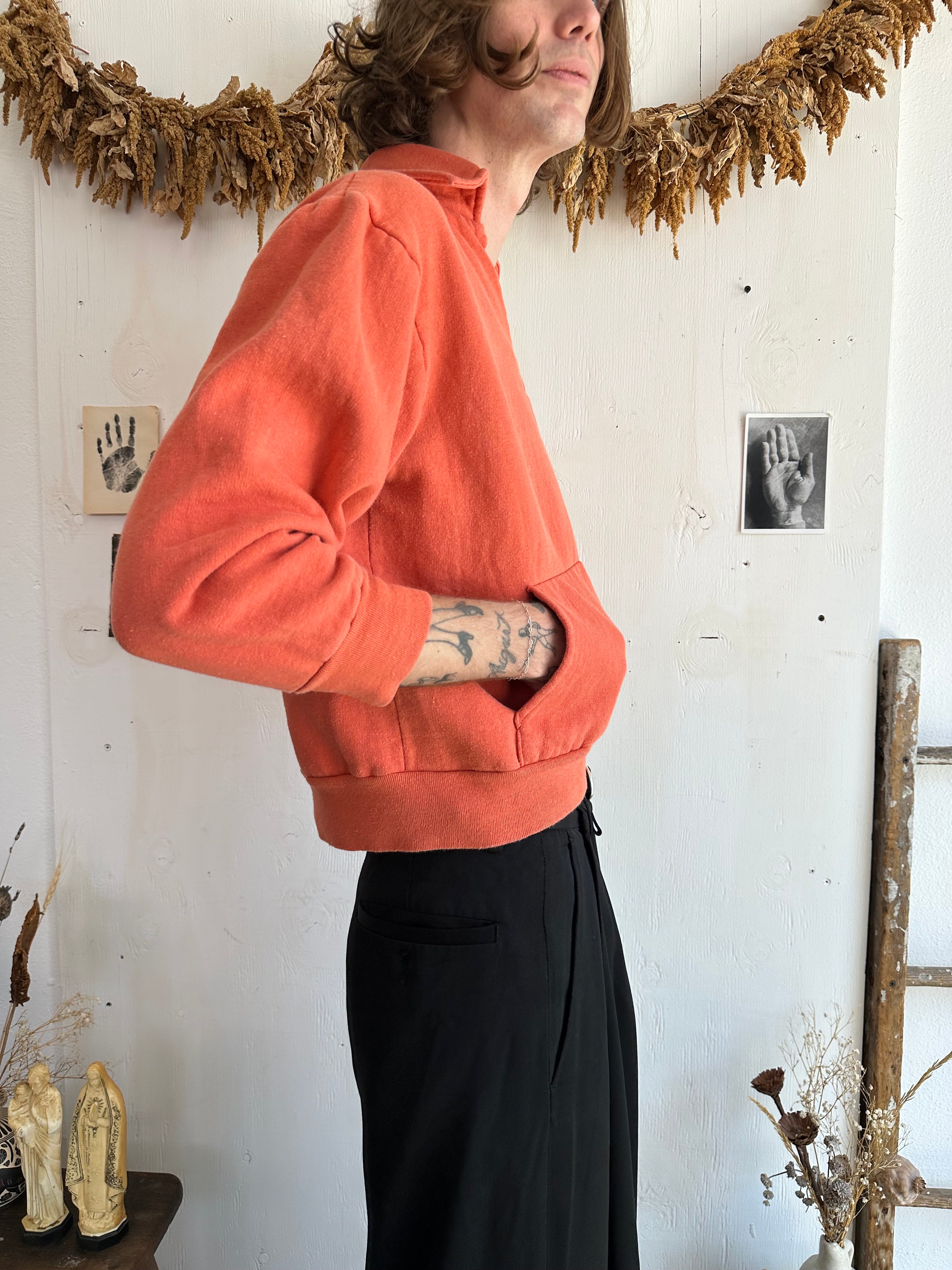 1970s Collared Sweatshirt (Boxy M)