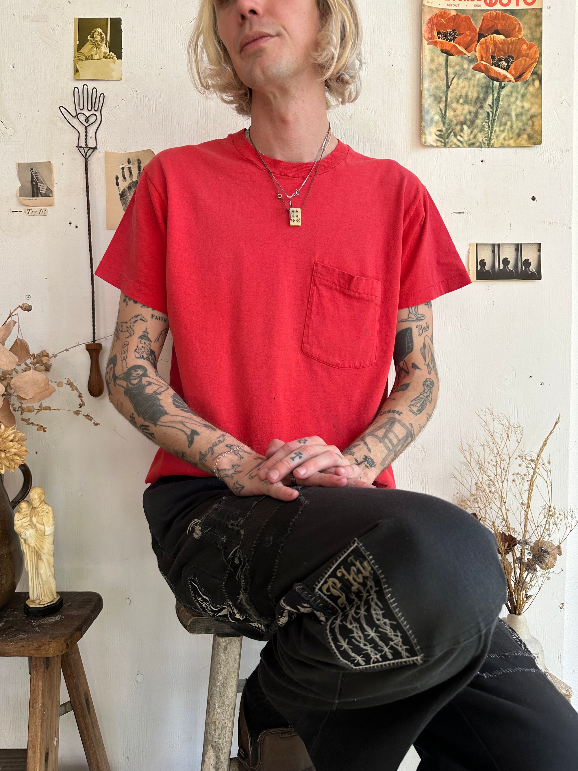 1990s Faded Red Pocket Blank