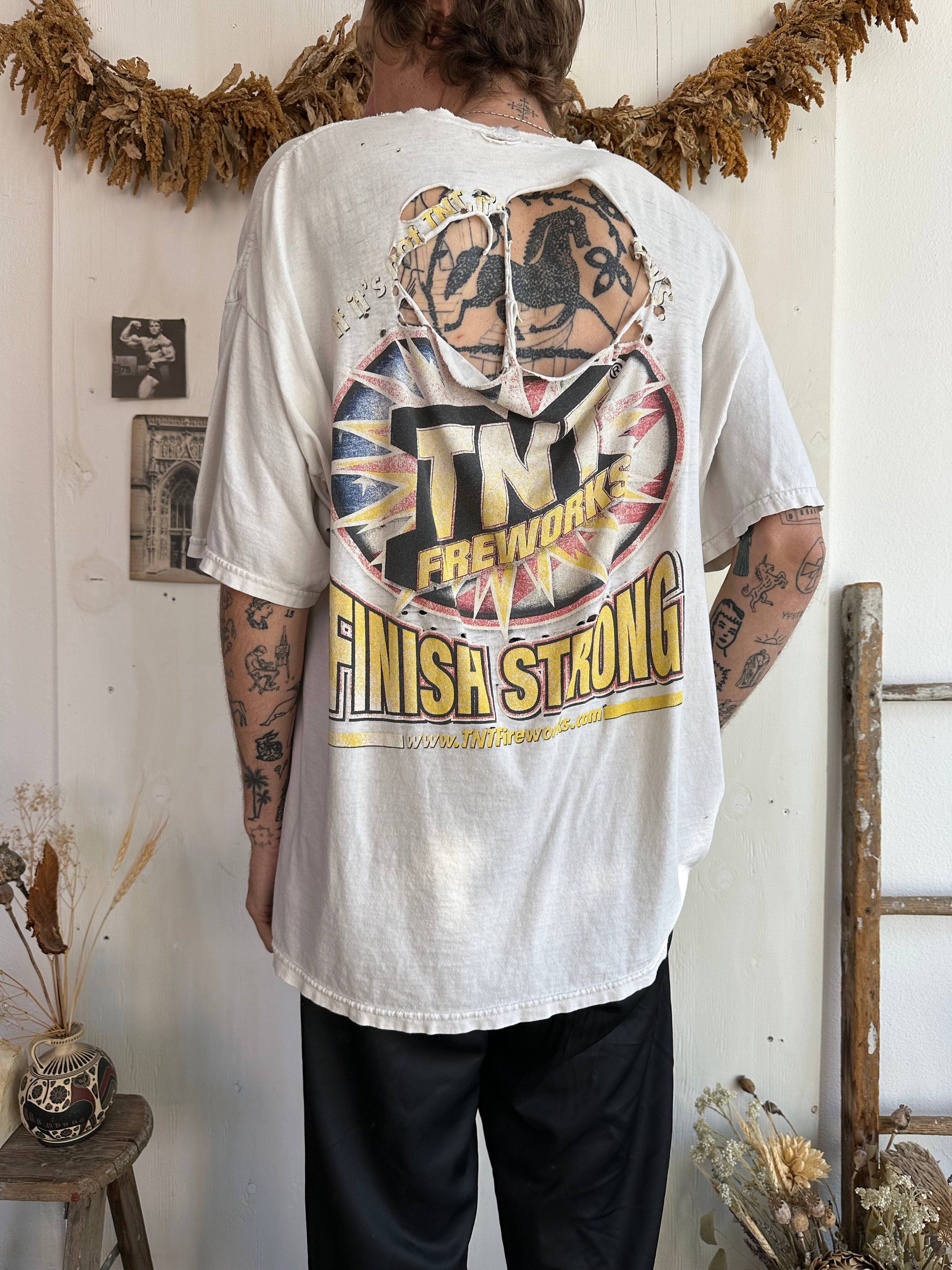 1990s Thrashed TNT Fireworks Tee (Boxy XL)