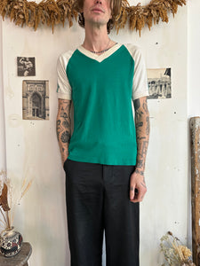 1970s Green Athletic Tee (M/L)