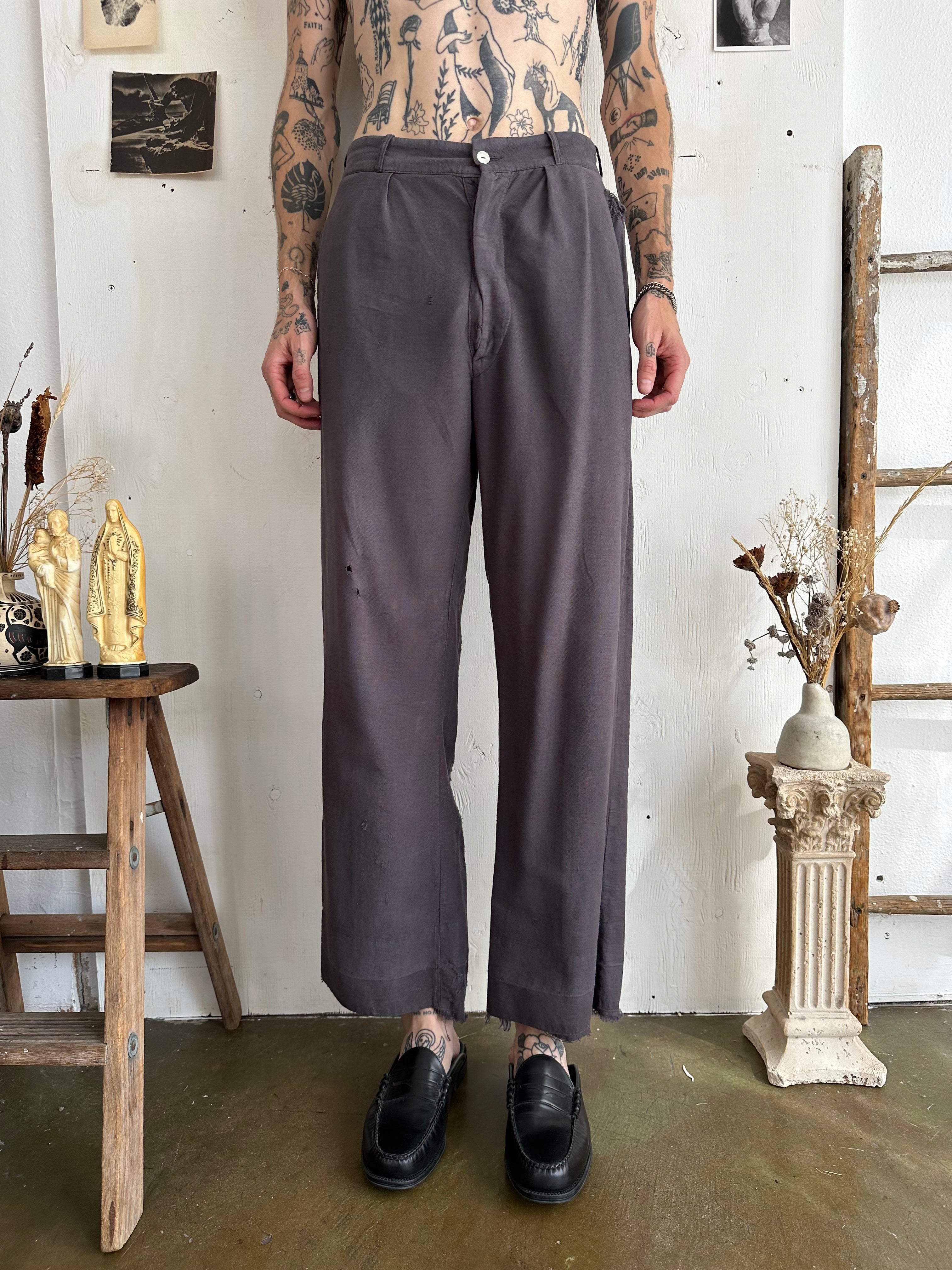 1960s Well Worn Baggy Linen Trousers W/ Pearl Button (30/30)