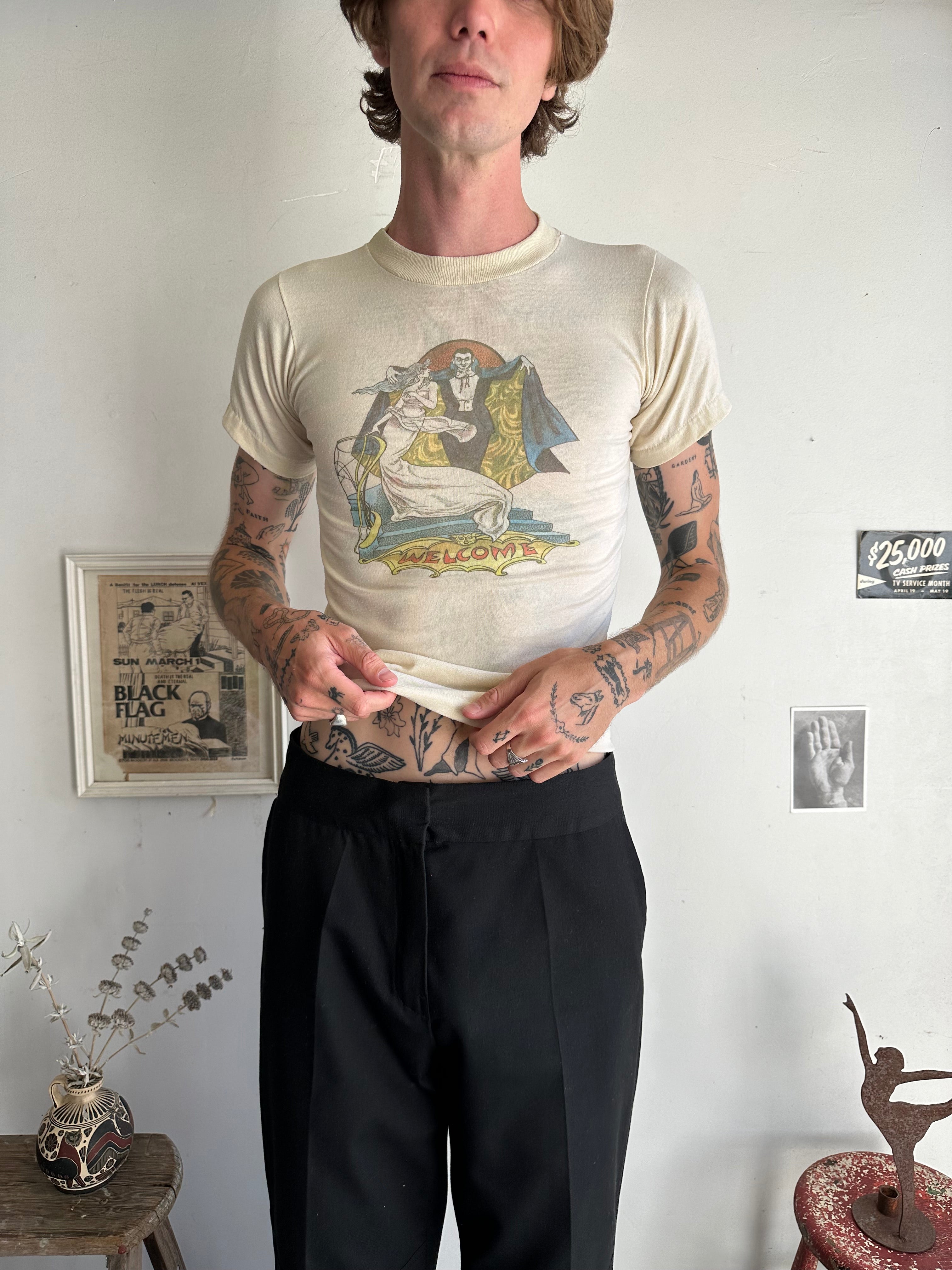 1970s Welcome Dracula T-Shirt (S/M)