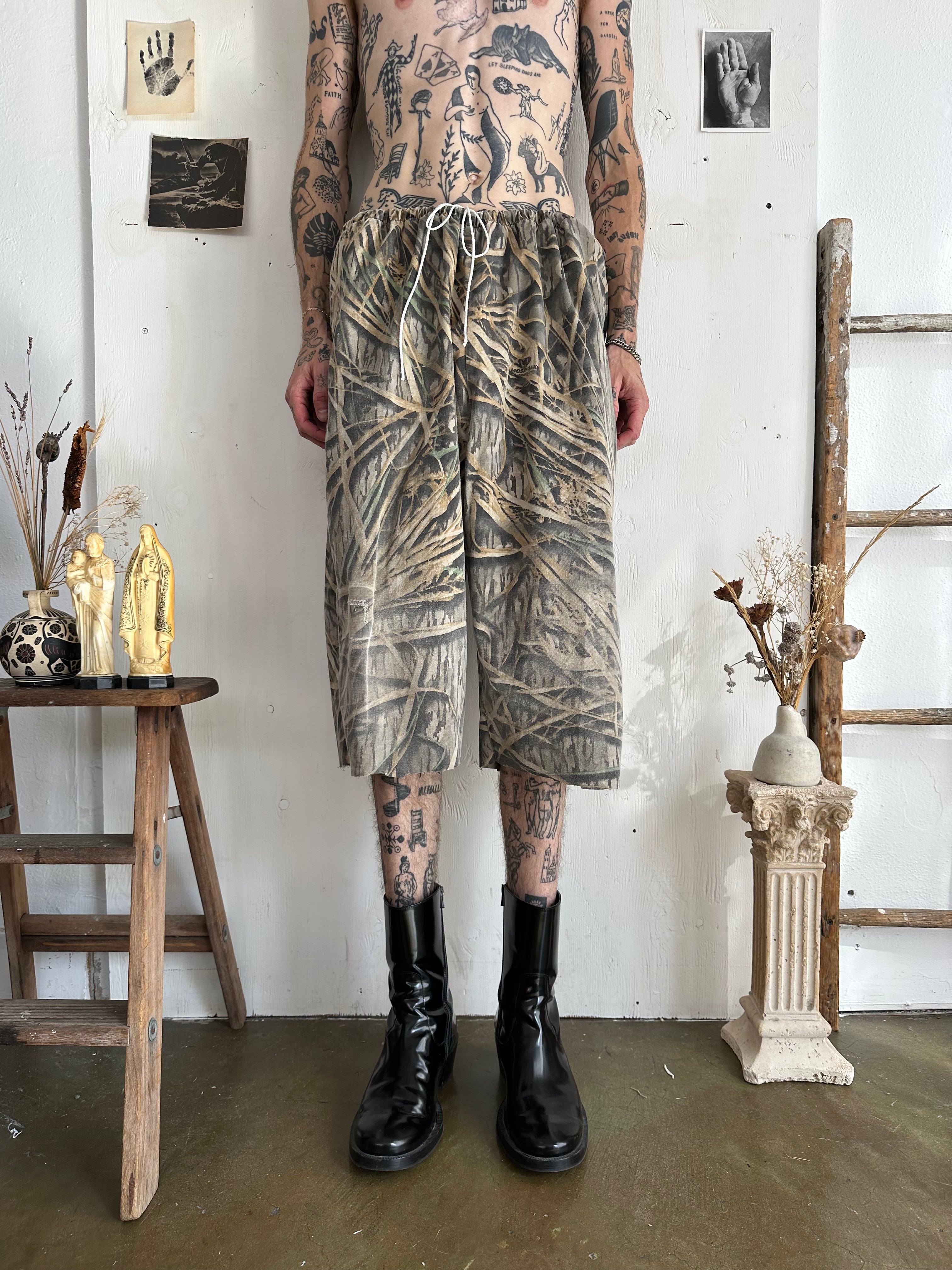 1980s Paper Thin Baggy RealTree Shorts (32-38)