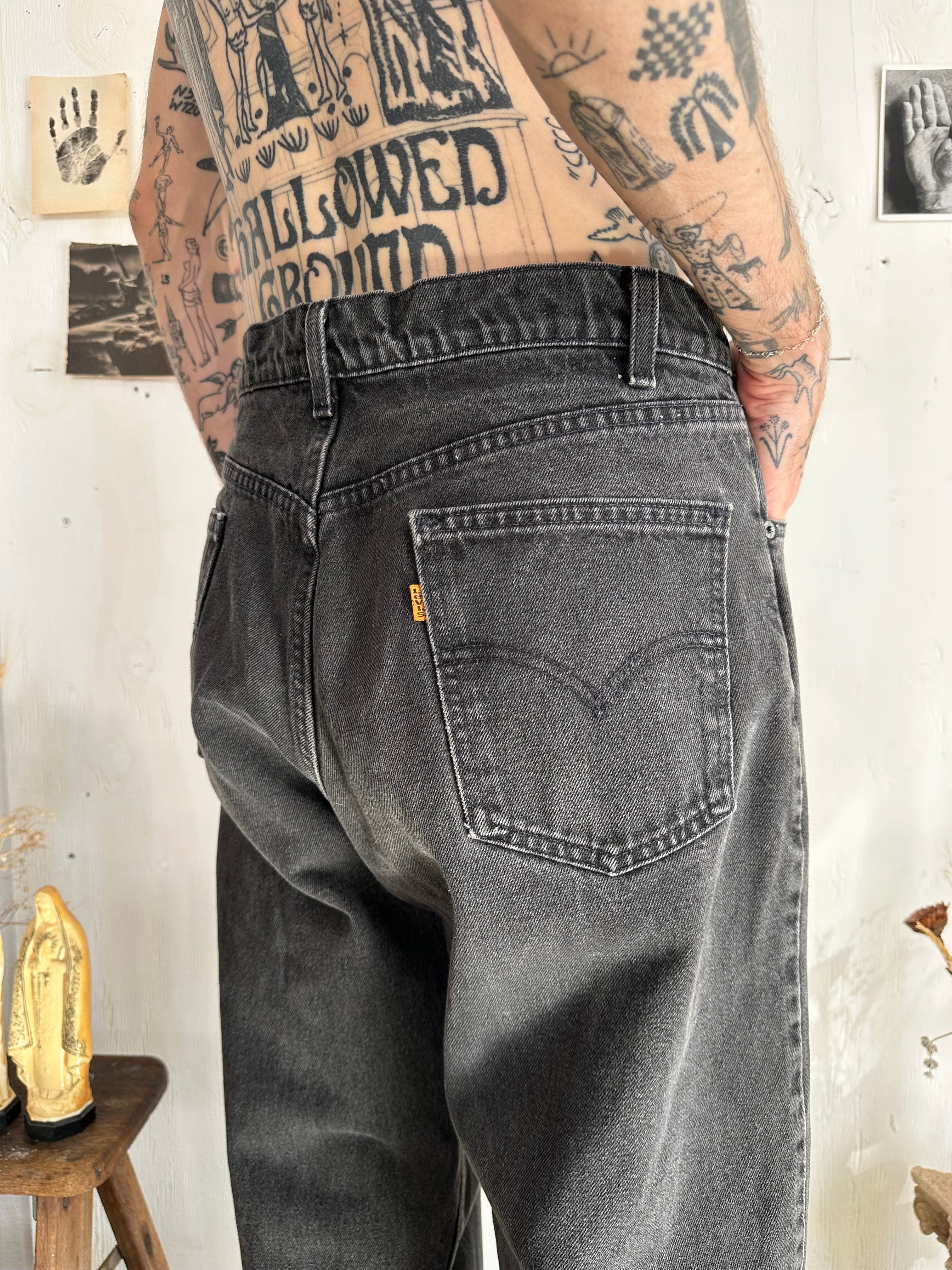 1980s Made In the USA Levi’s 550s (34/31)