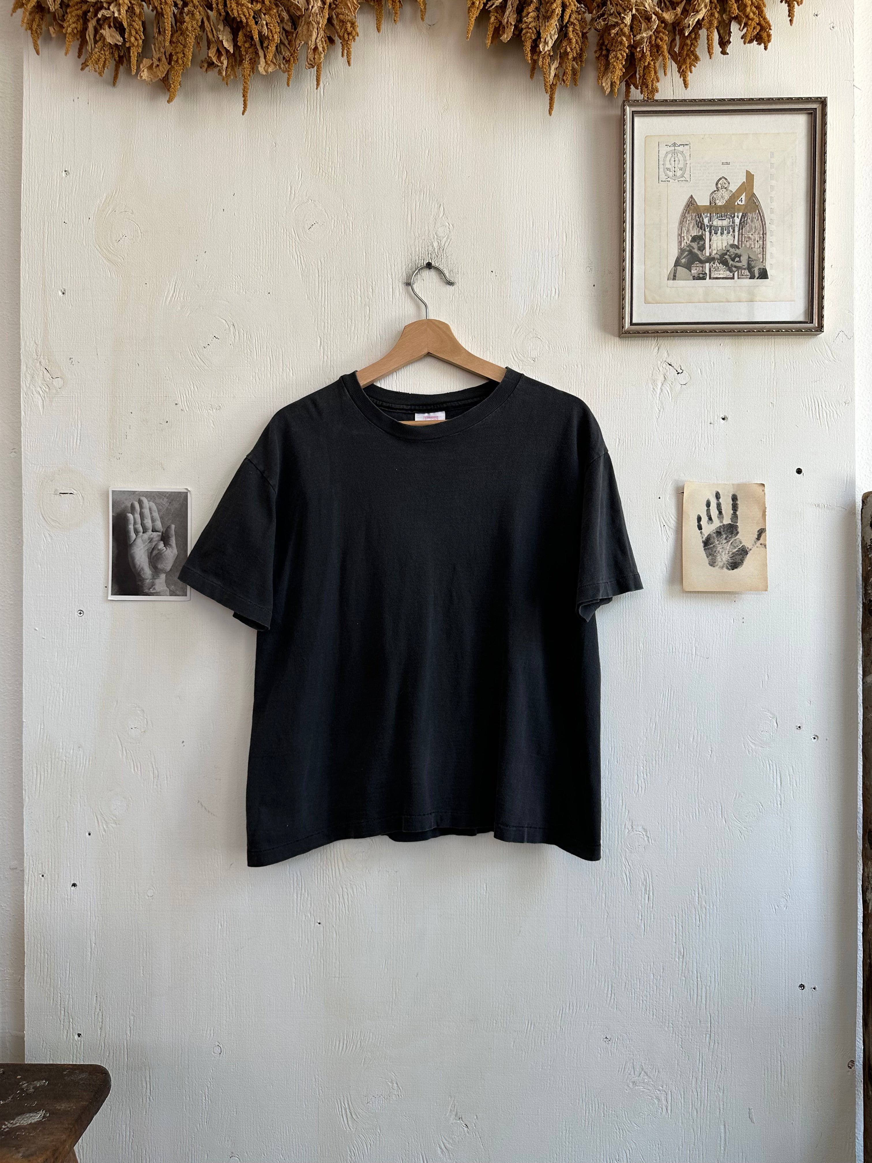 1990s Faded Hanes Black Blank (Boxy M)