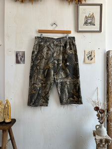 1990s Double Knee Realtree Wrangler Shorts (34/18)