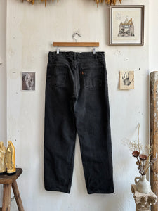 1980s Made In the USA Levi’s 550s (34/31)