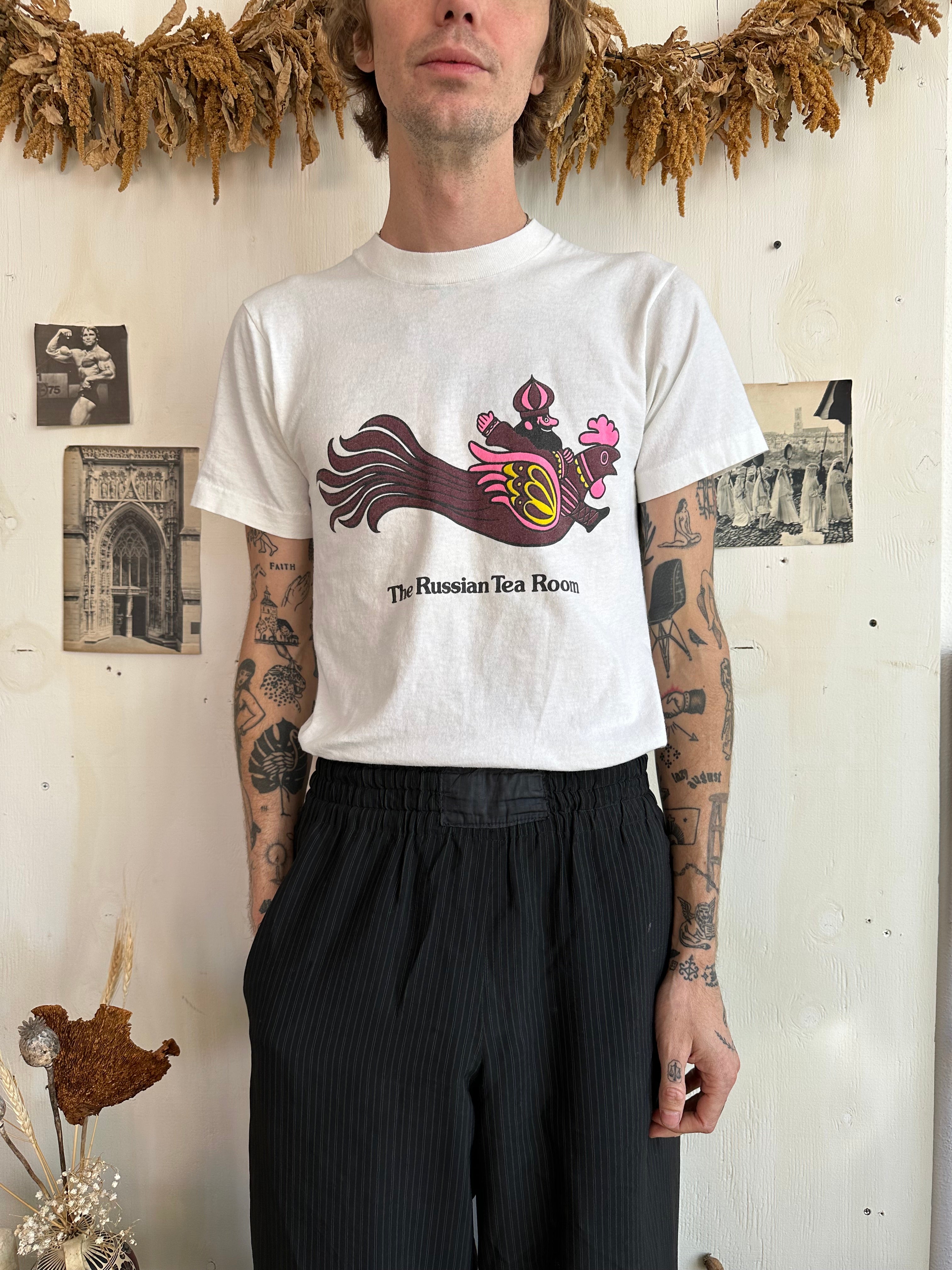1990s Russian Tea Room T-Shirt (M)