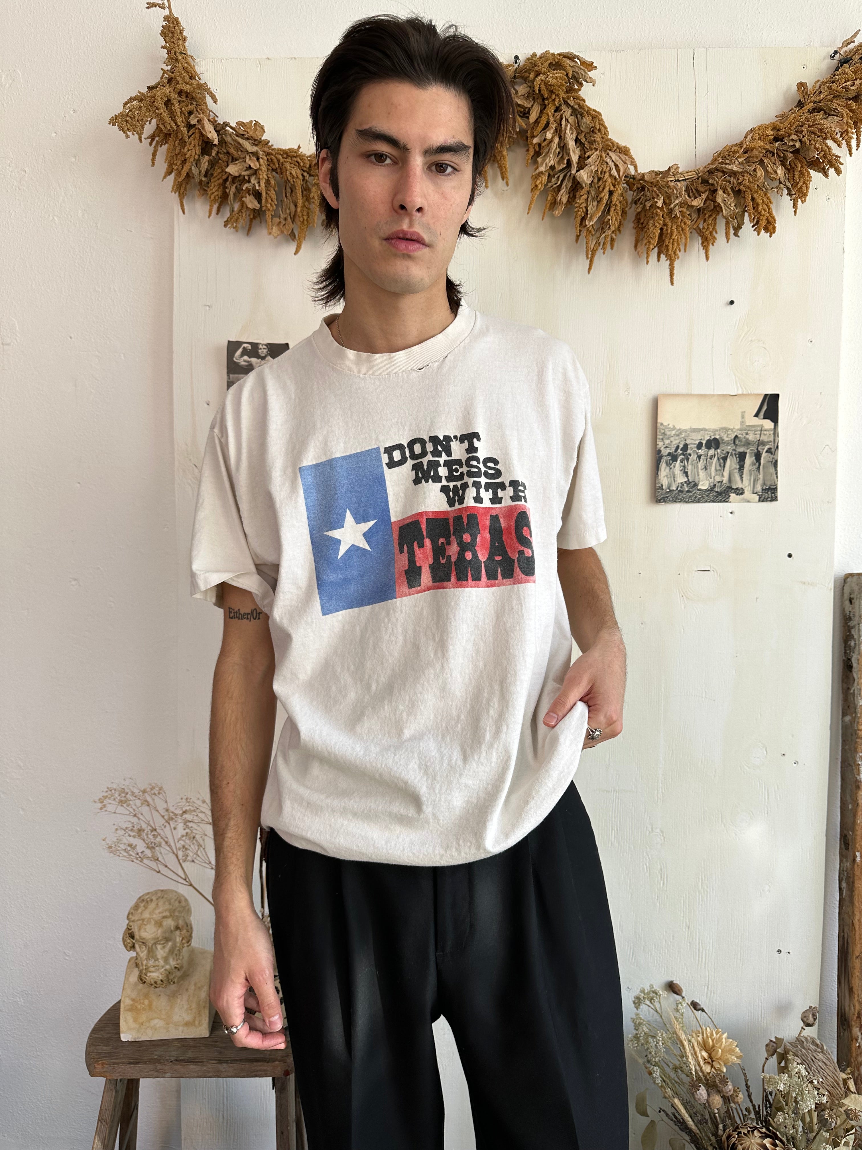 1990s Don’t Mess With Texas T-Shirt (XXL)