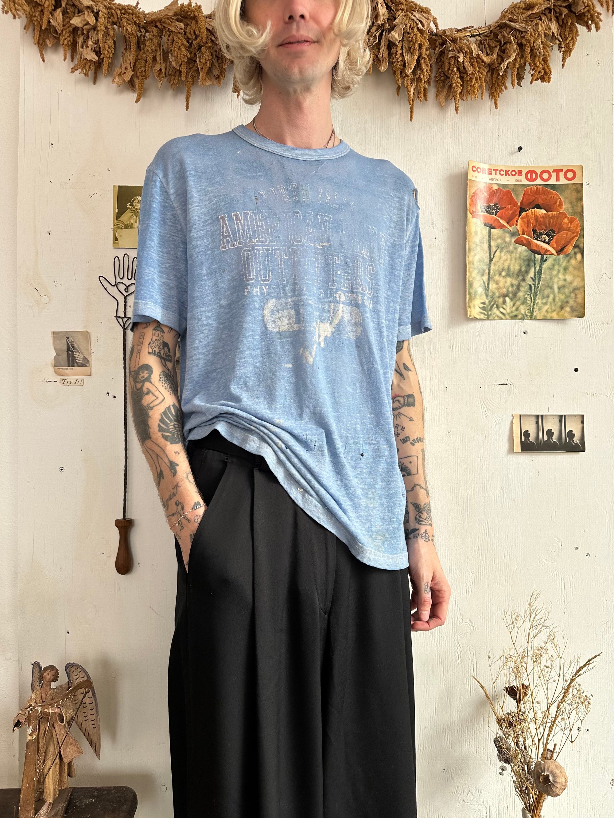 2000s Paper Thin American Eagle Tee