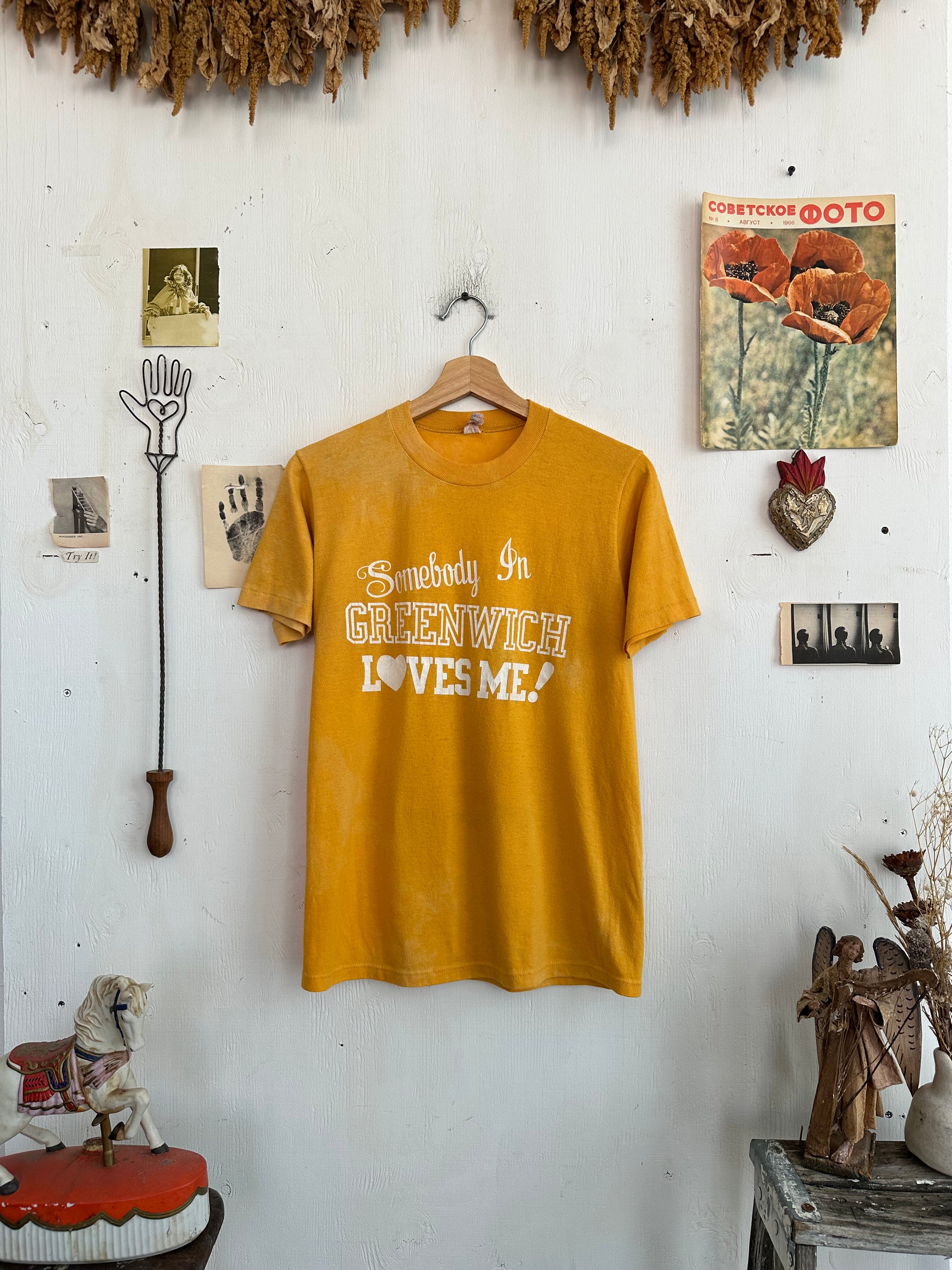 1980s Somebody in Greenwich Loves Me! Tee