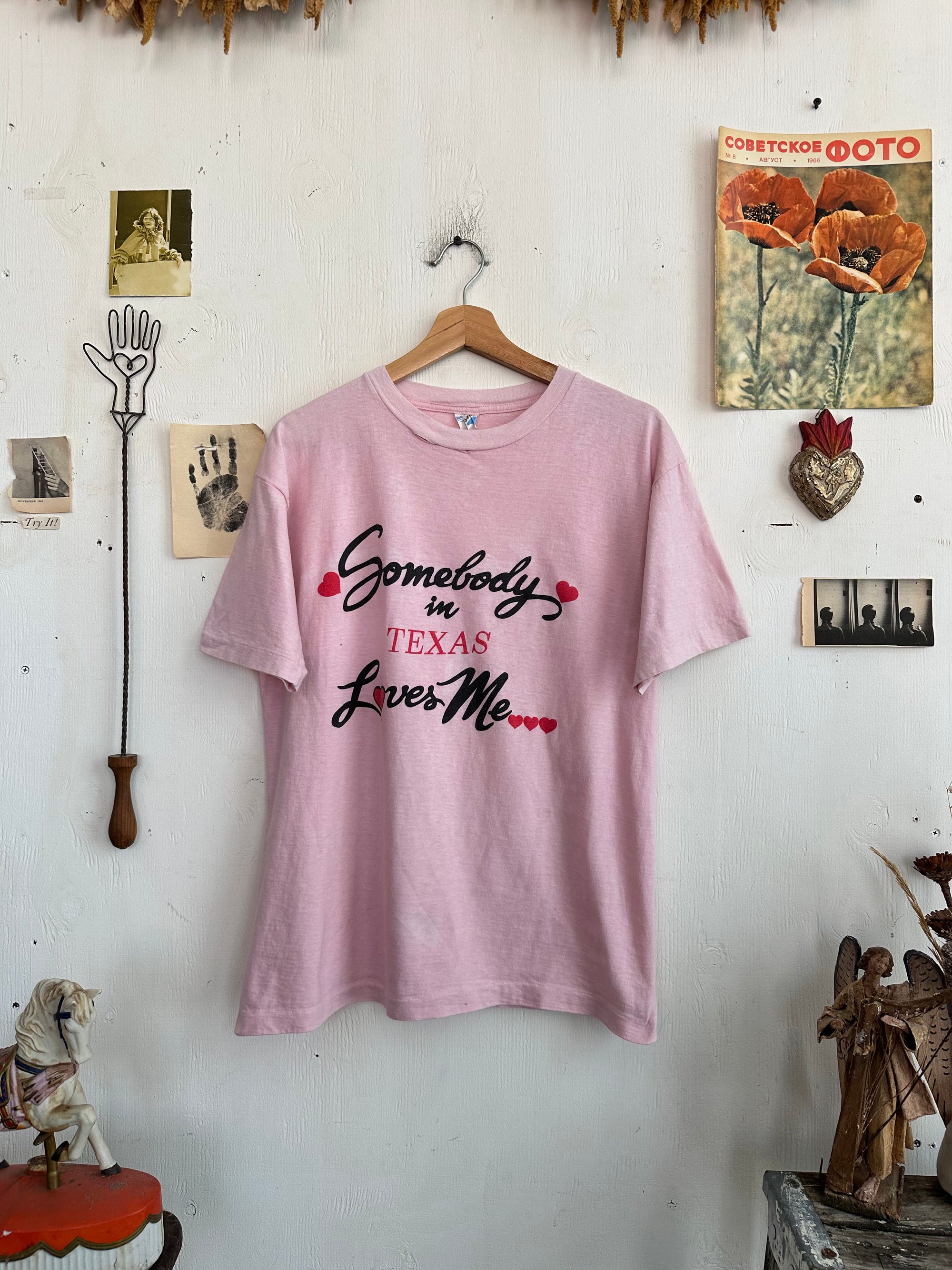 1980s Somebody in Texas Loves me Tee
