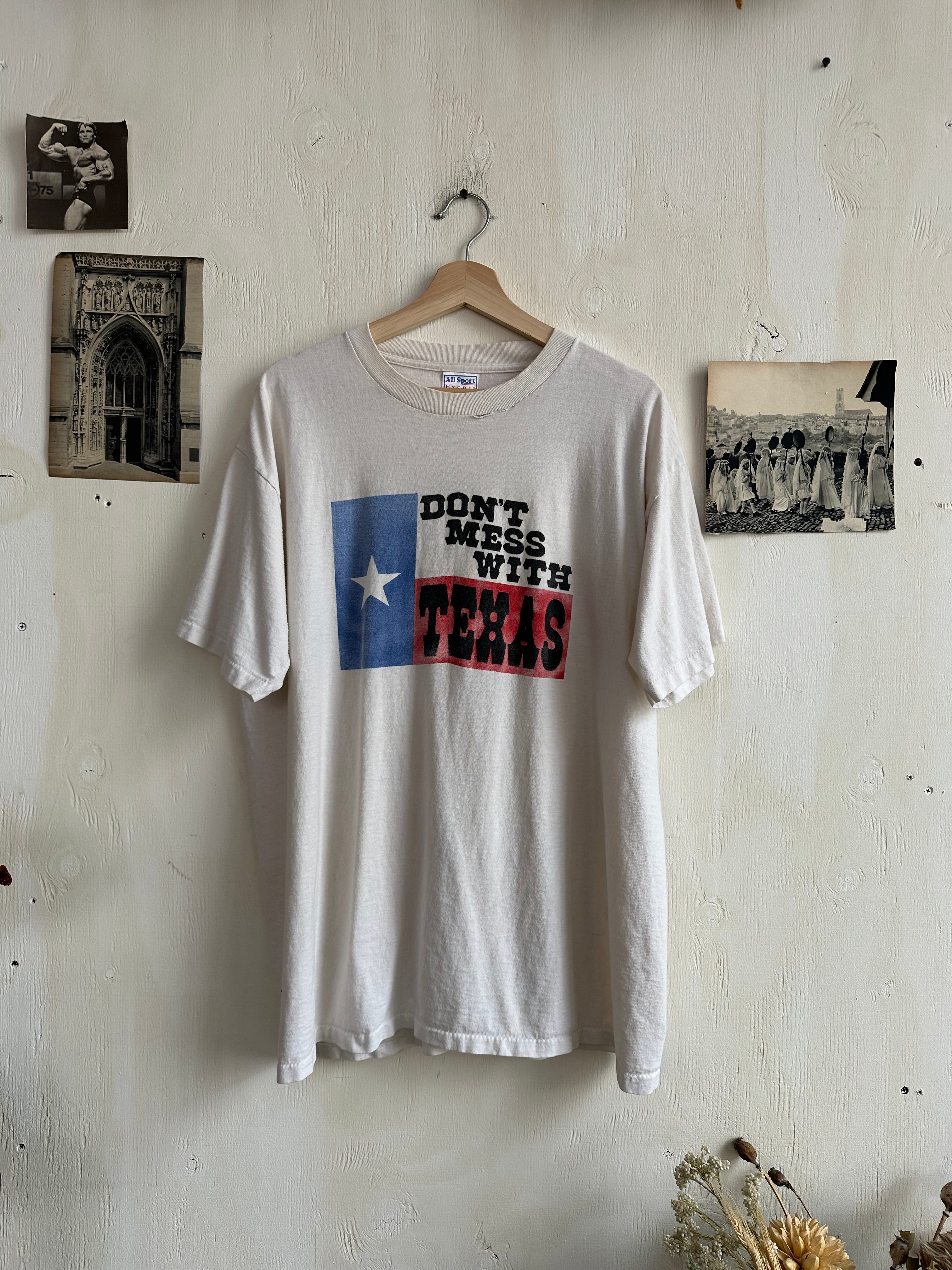 1990s Don’t Mess With Texas T-Shirt (XXL)