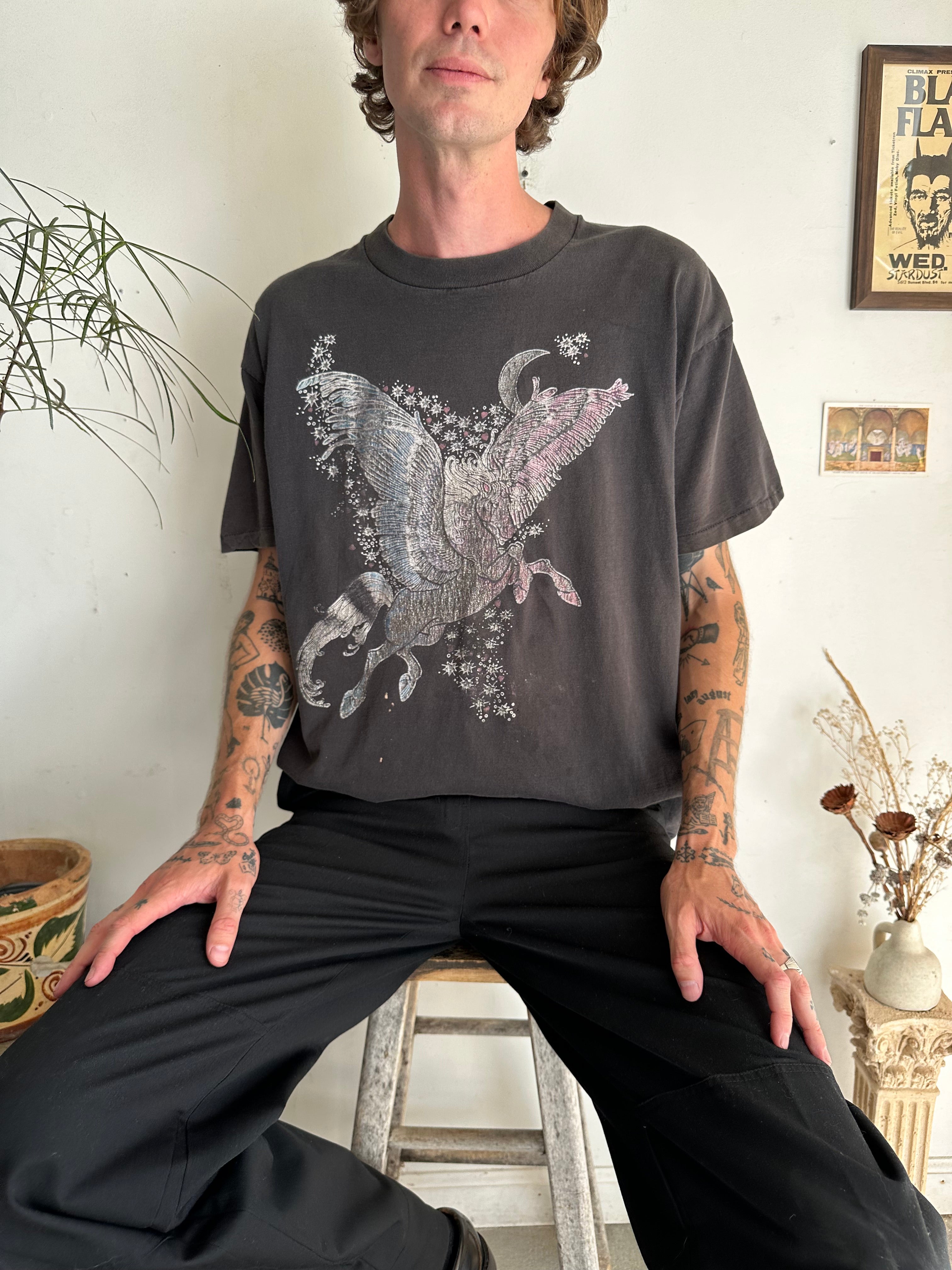 1990s Faded Pegasus T-Shirt (Boxy L)