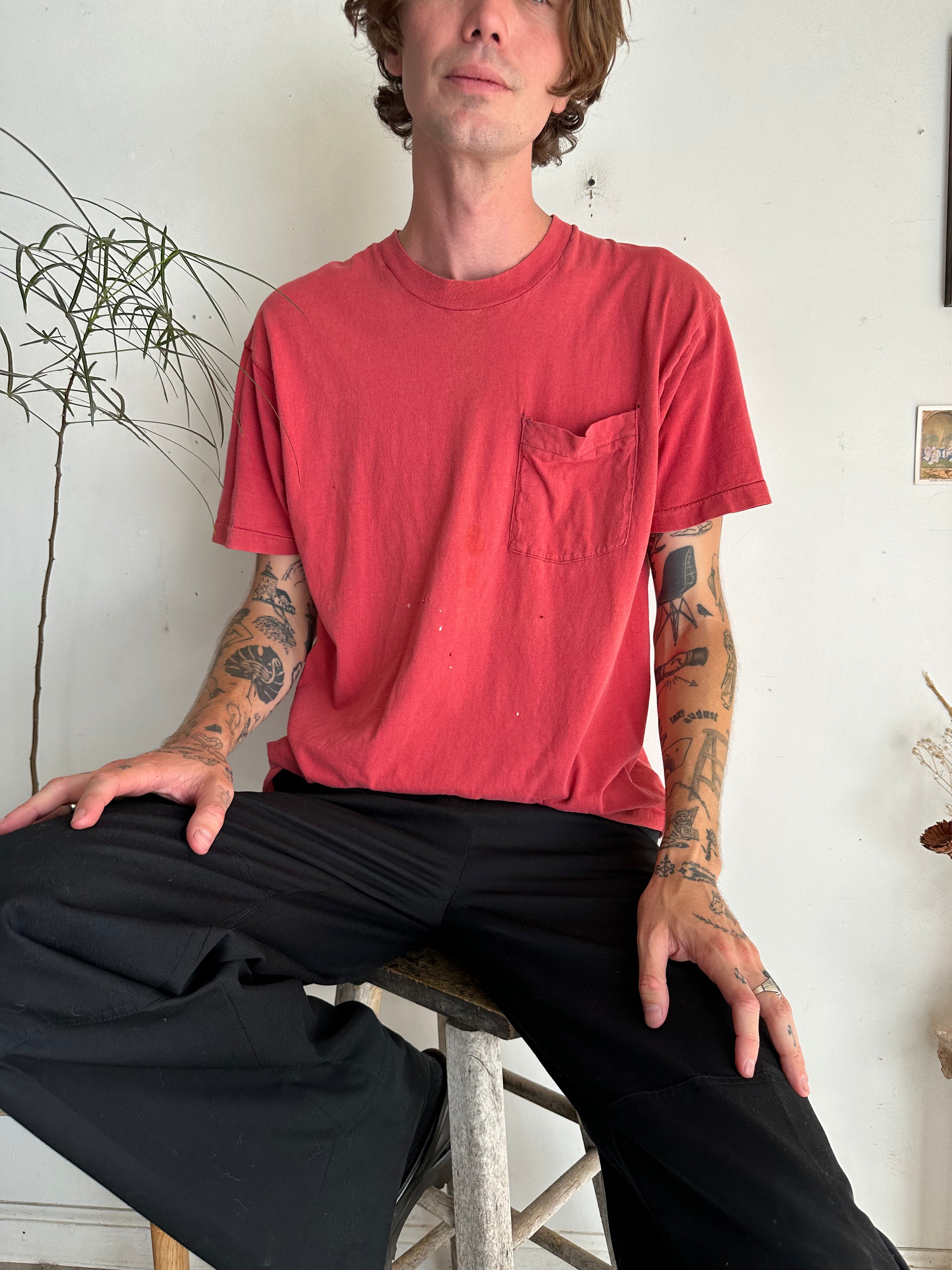 1990s Well-Worn Red Pocket Blank (XL)