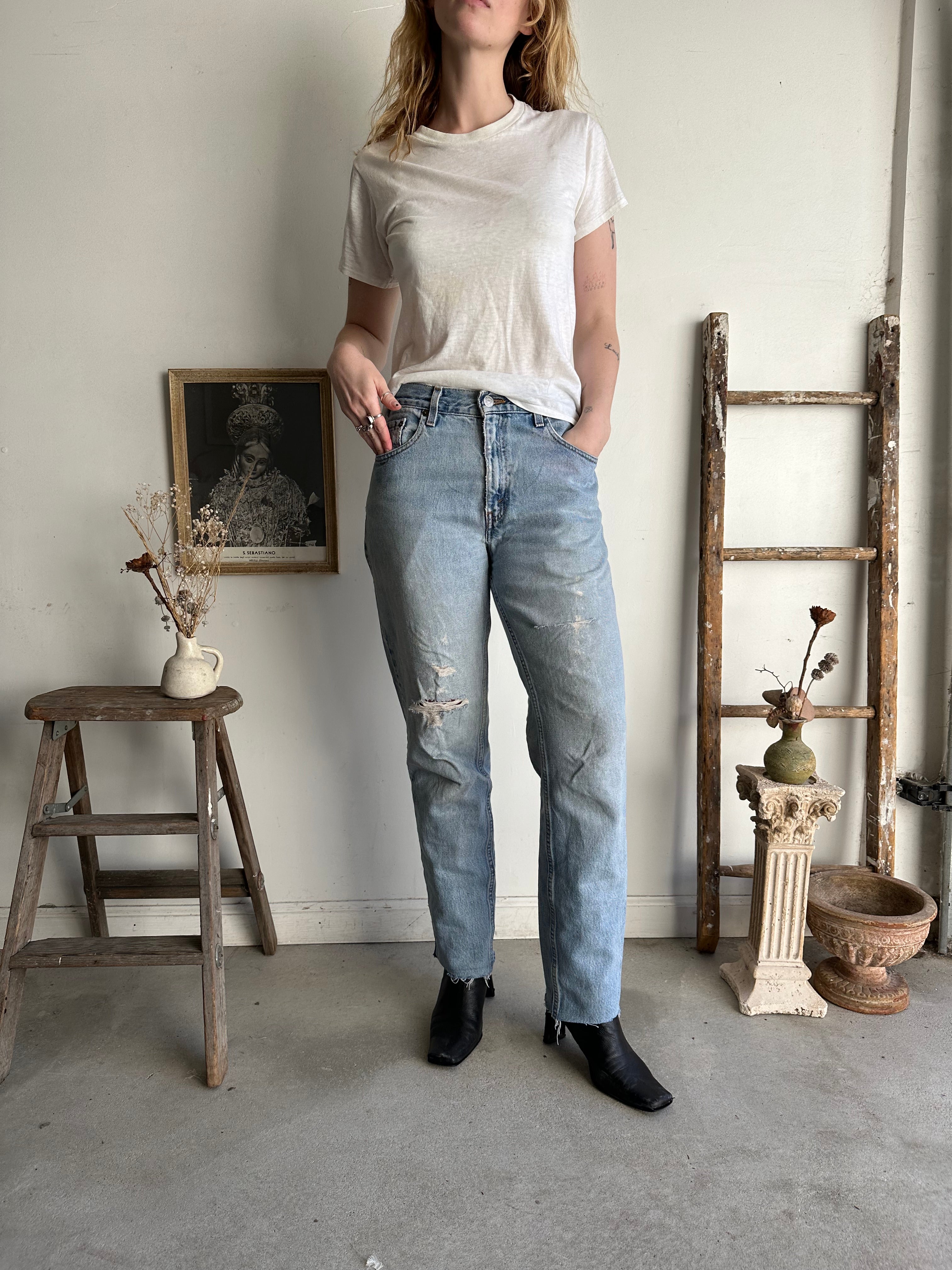 1980s Faded Levi’s 550 Jeans (29 x 30.5)