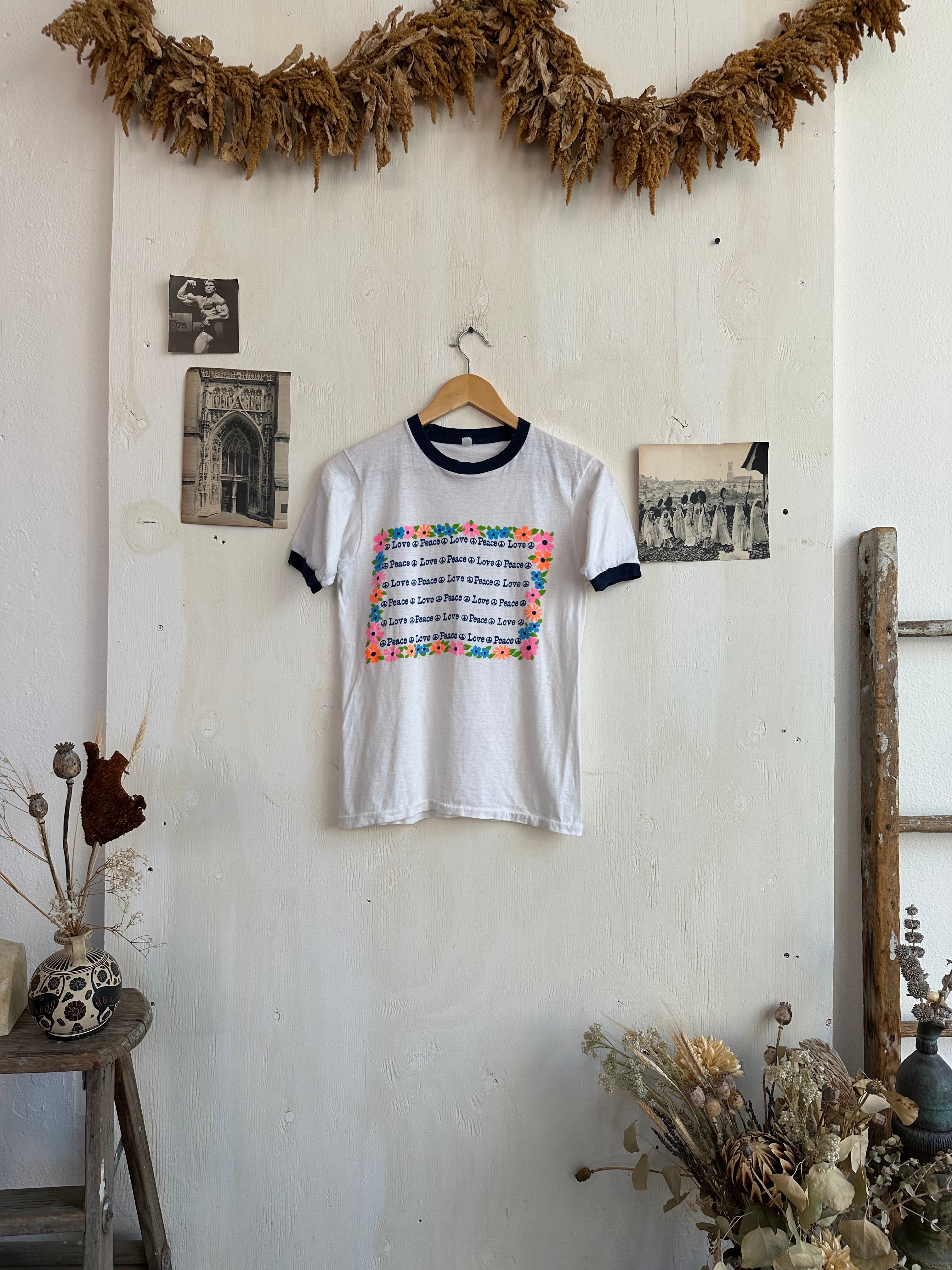 1980s Peace and Love Ringer T-Shirt (M)