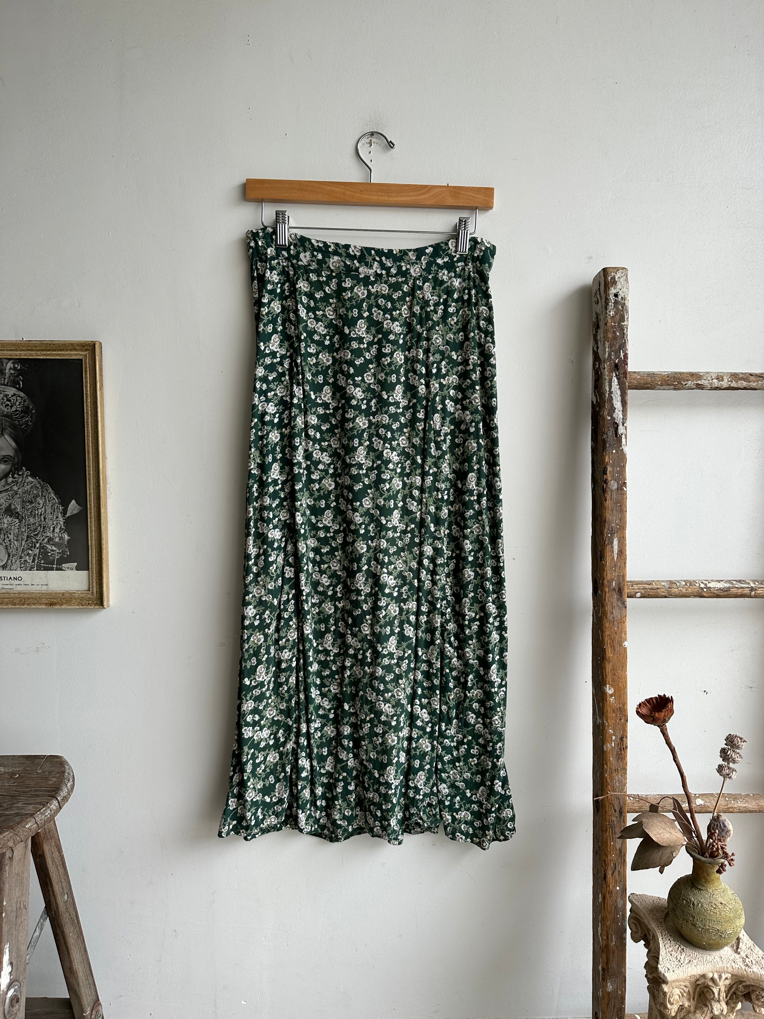 1990s Green Floral Rayon Skirt (M)