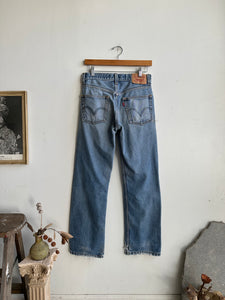 1990s Levi's Regular Fit 505s (30 x 29)