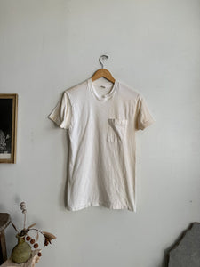 1980s Fruit of the Loom Pocket Tee (S/M)